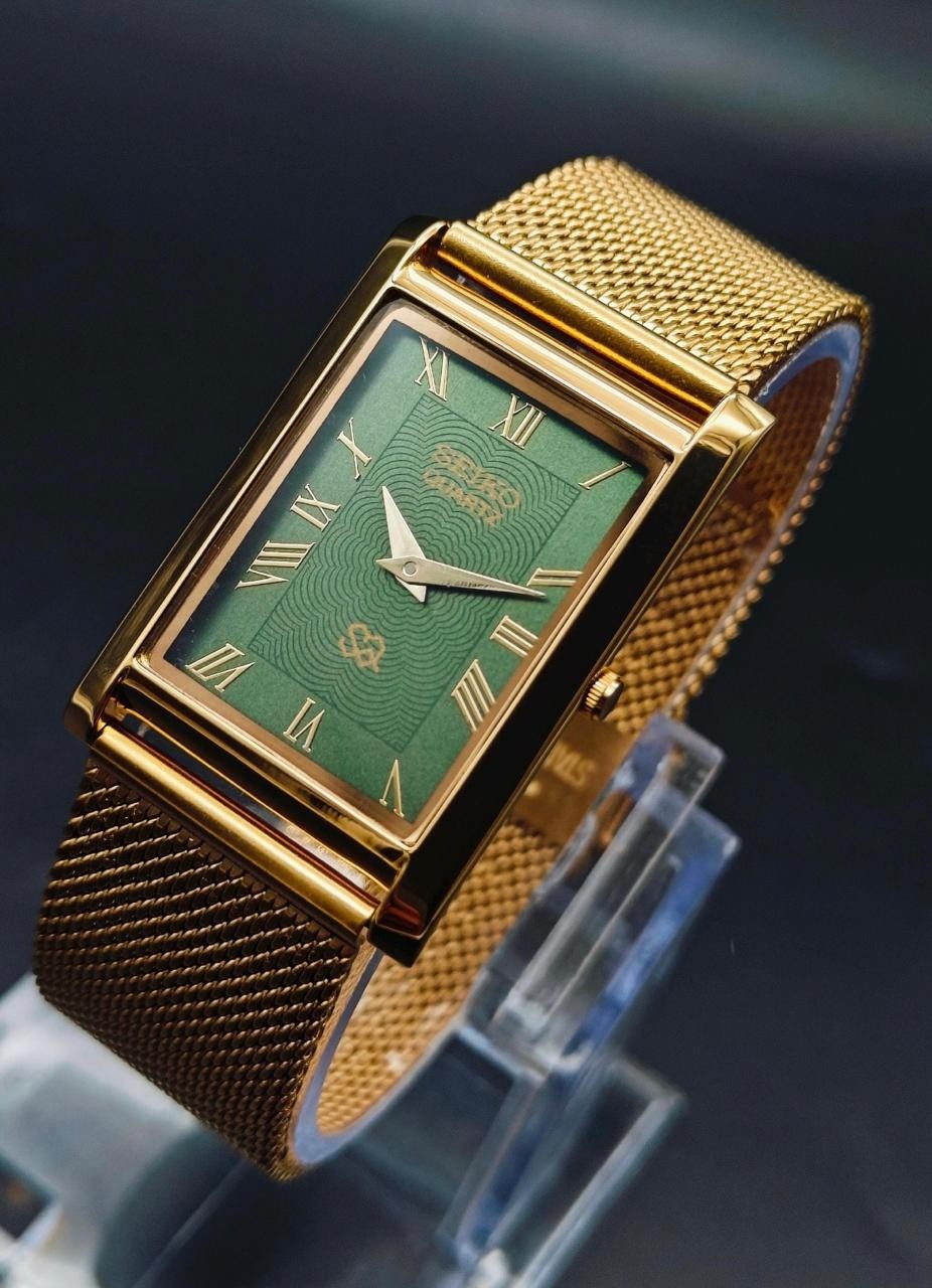 Vintage Seiko Slim Quartz Men’s Wrist Watch With Free DDP Shipping