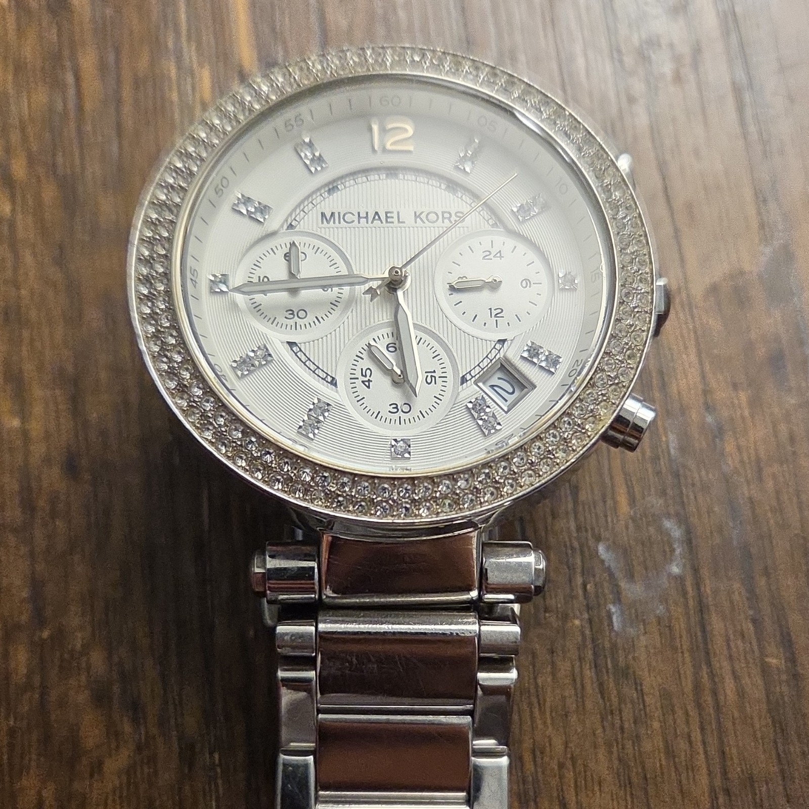 Michael Kors Parker Silver Stainless Quartz Chronograph Date Crystal Bezel 39mm