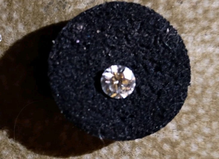 1 Ct Round Lab Grown Diamond E VS1 IGI Cert + Bundle Lot 38 Baby Diamonds Melee