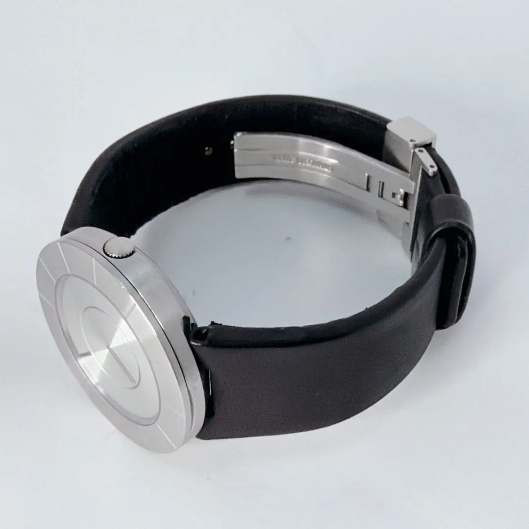 ISSEY MIYAKE TO VJ20-0010 Tokujin Yoshioka Silver Black Quartz Watch Box Papers
