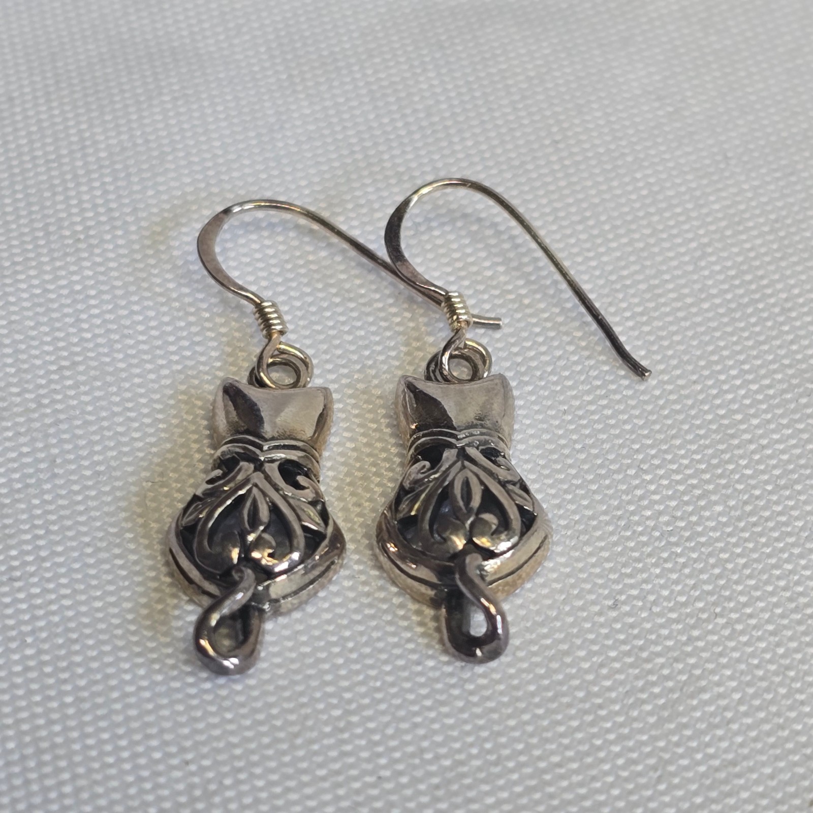 Sterling Silver Earrings 3.94g Fine Jewelry Figural Cat Dangle Hook