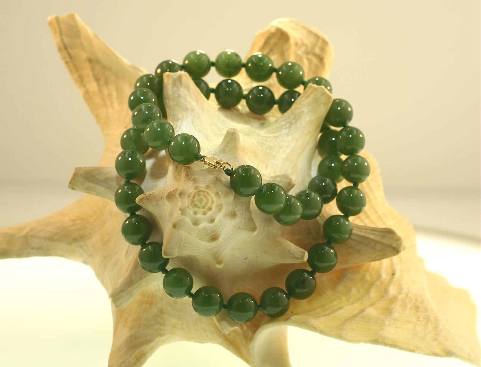10MM NATURAL NEPHRITE JADE ROUND BEAD KNOTTED 14K YELL0W GOLD NECKLACE 18.5″