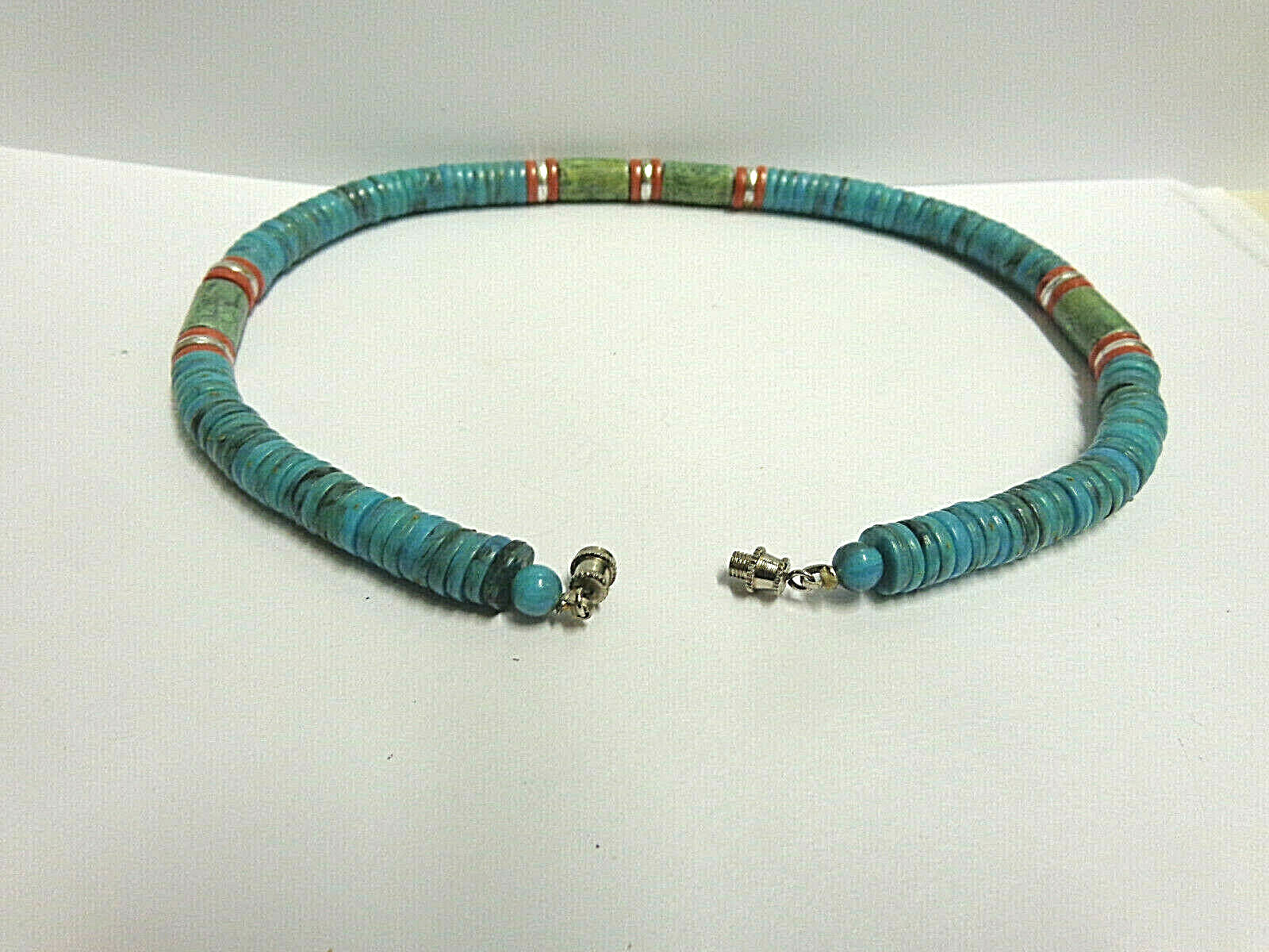 turquoise/red coral type necklace rd disc shaped pcs sz 15in lg screw catch