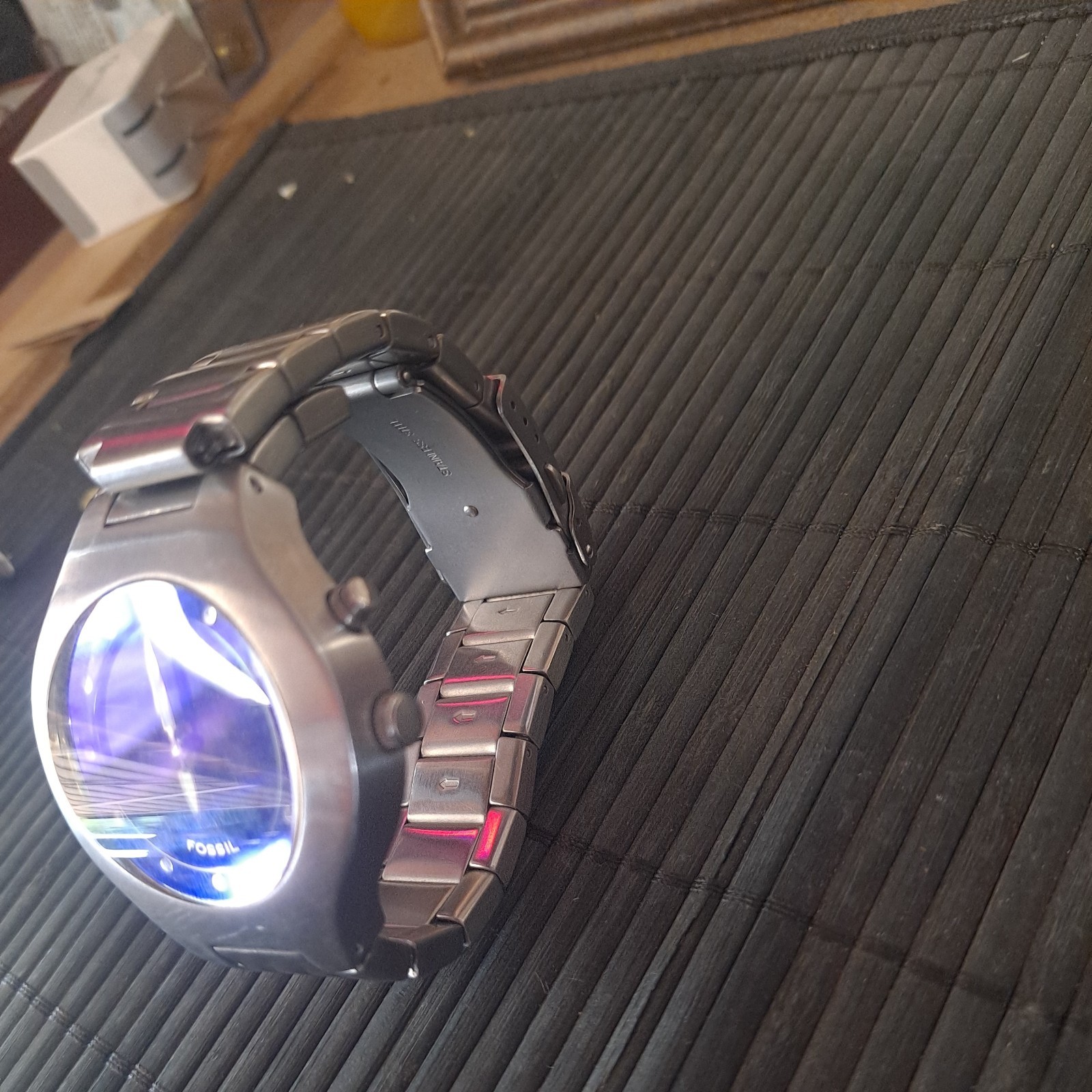 FOSSIL Big Tic JR-8052 Blue needs battery and band repair