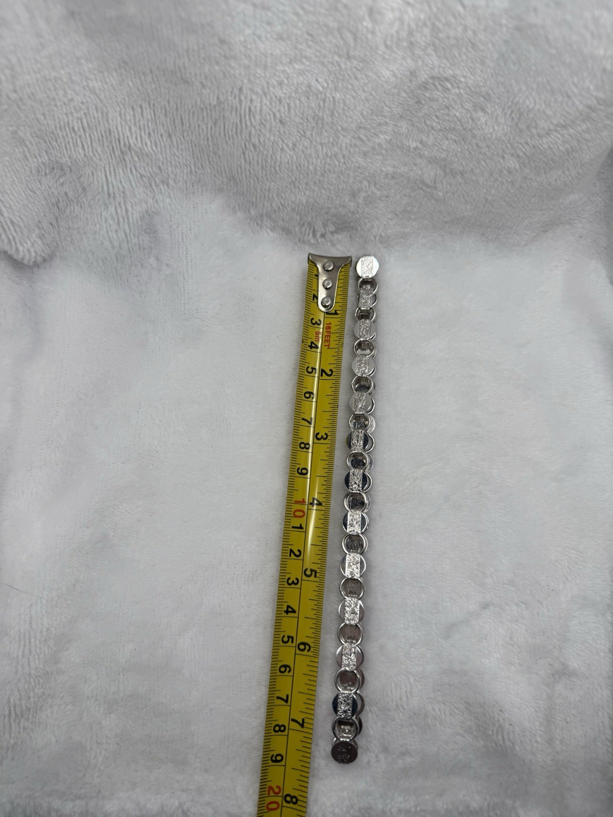 Vintage Sarah Coventry Signed Silver Tone Textured Disc Link Chain Necklace
