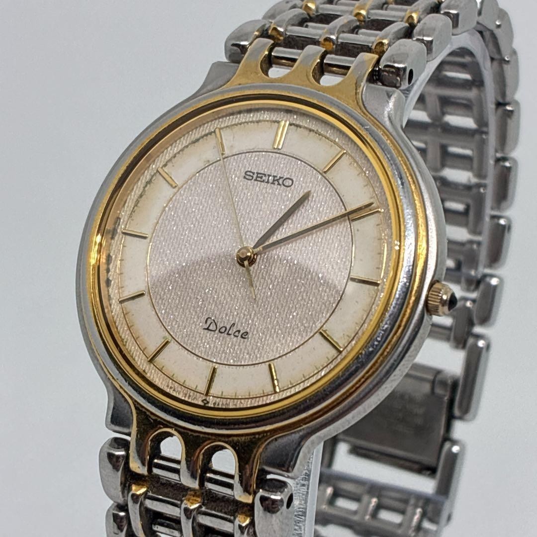 Excellent condition, fully functional Seiko men’s vintage watch, glittery wh