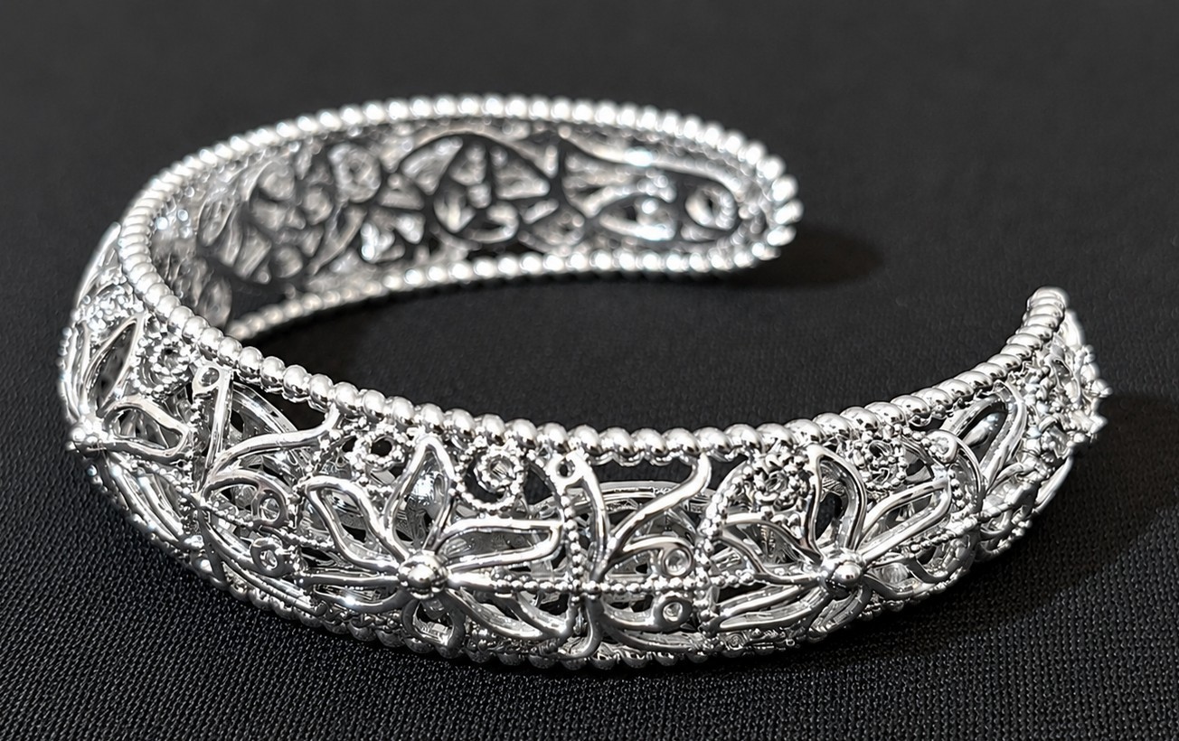 Vintage Filigree Cuff Bracelet Acid Tested Silver 29.58g Ornate Floral