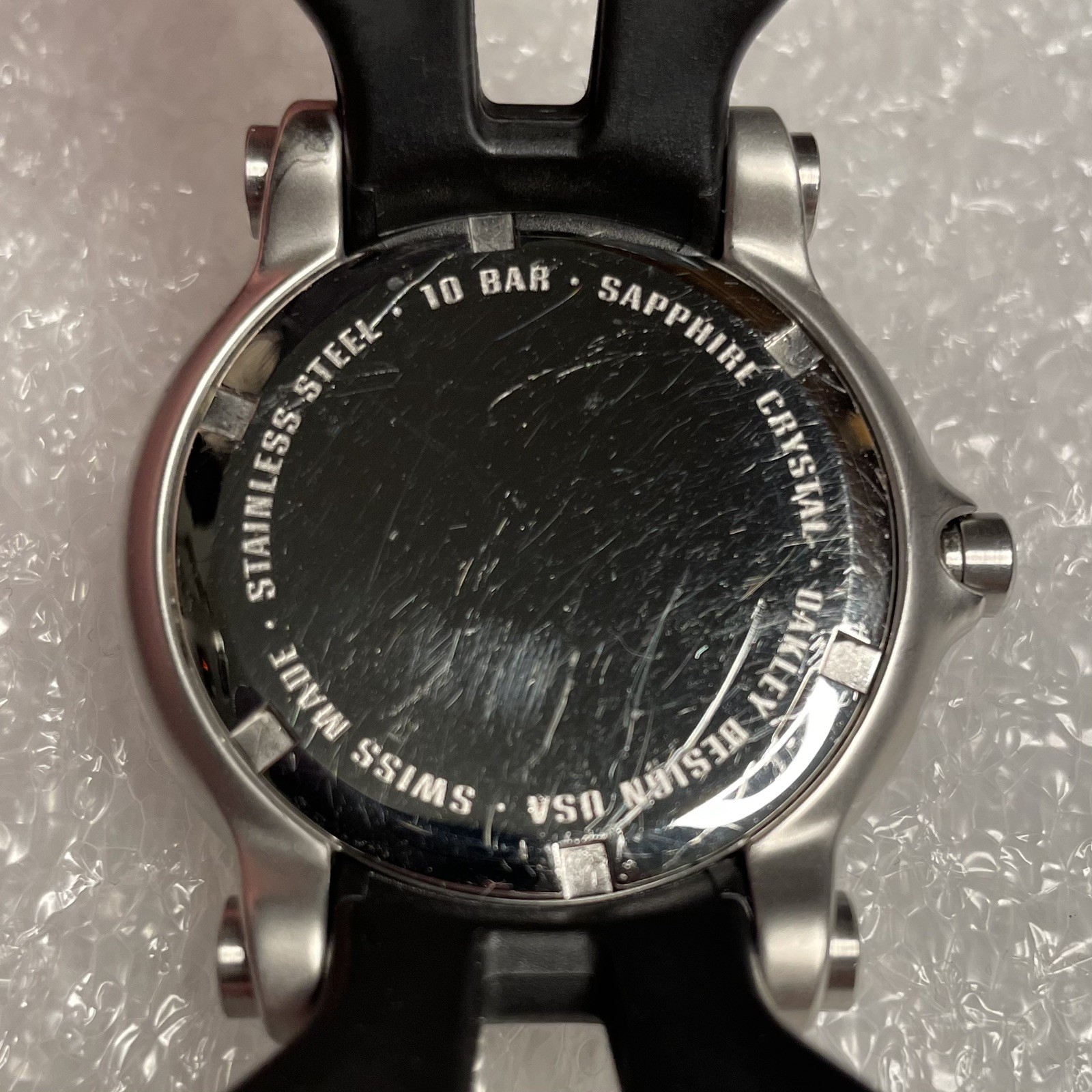 OAKLEY HOLESHOT 3 HAND WATCH. Swiss Made. +Batteries. Check description.