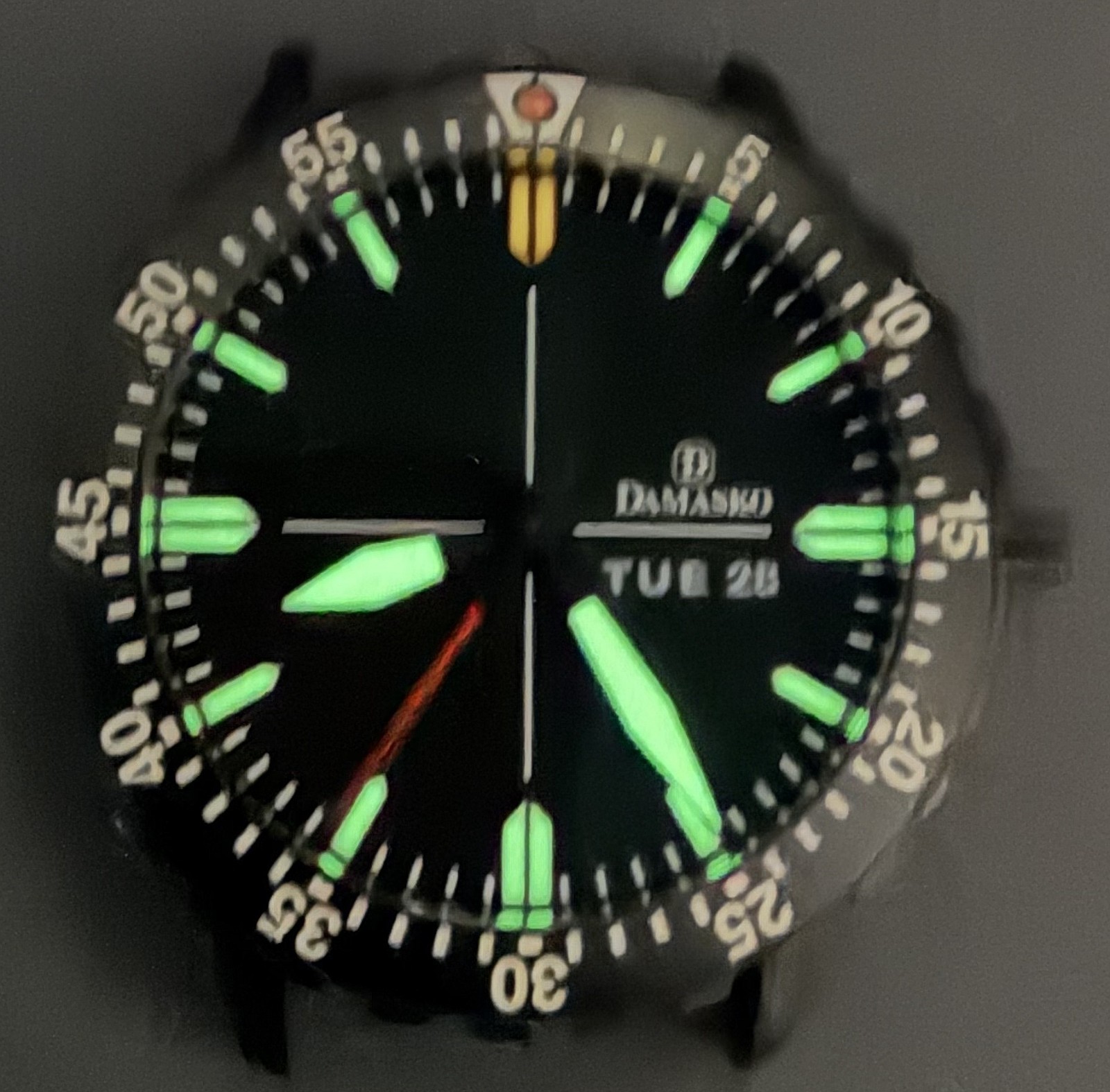 Damasko DA44 Black Watch Automatic Germany Box and papers