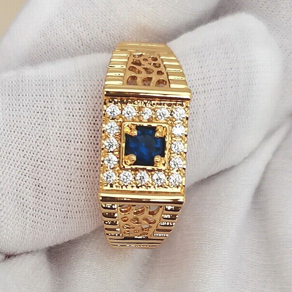 0.89Ct Natural Blue Sapphire & Diamond Men’s Engagement Ring in 14K Yellow Gold