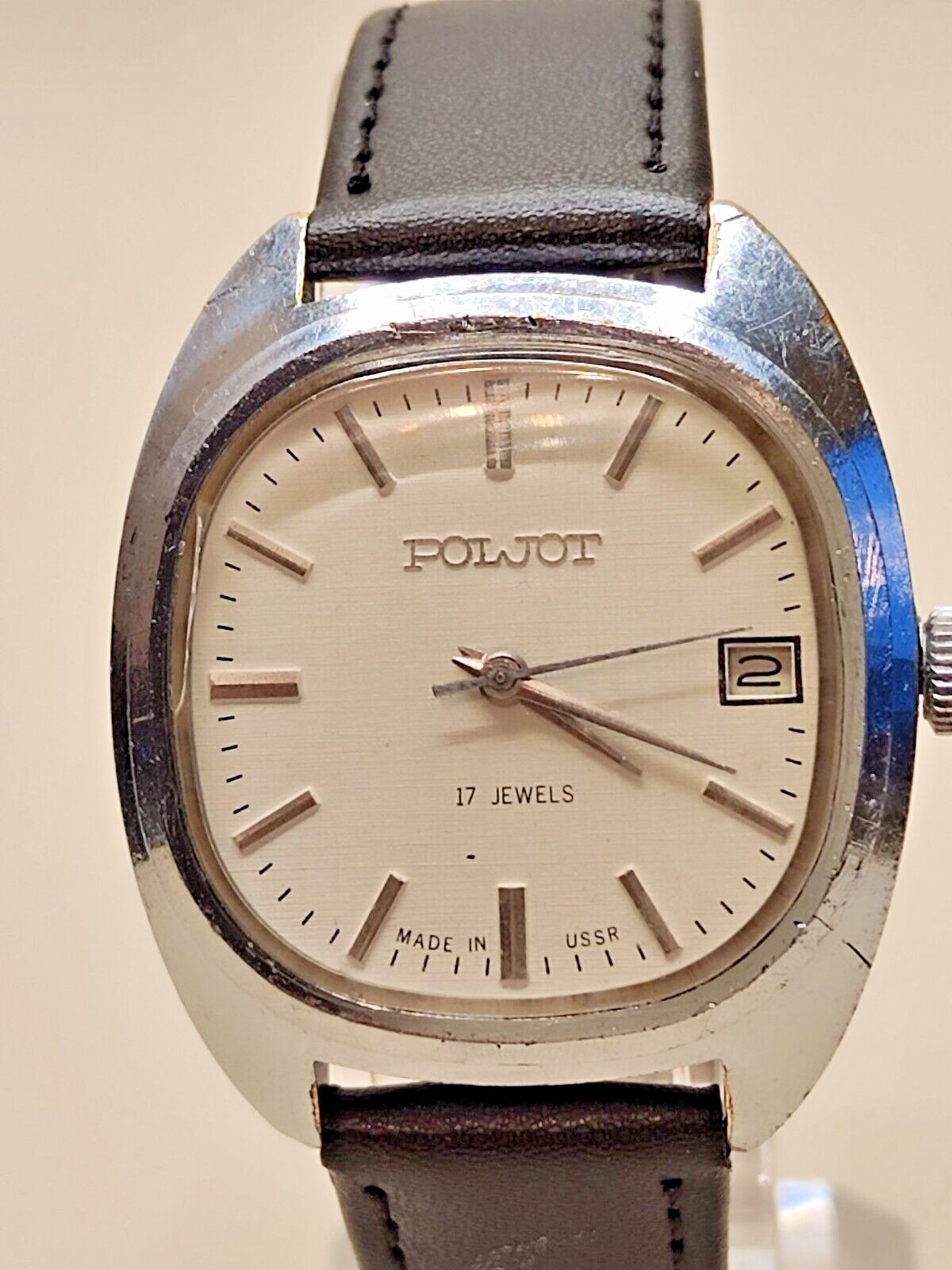 Poljot 2614.2H men’s mechanical wristwatch 17 stones white dial date indicator