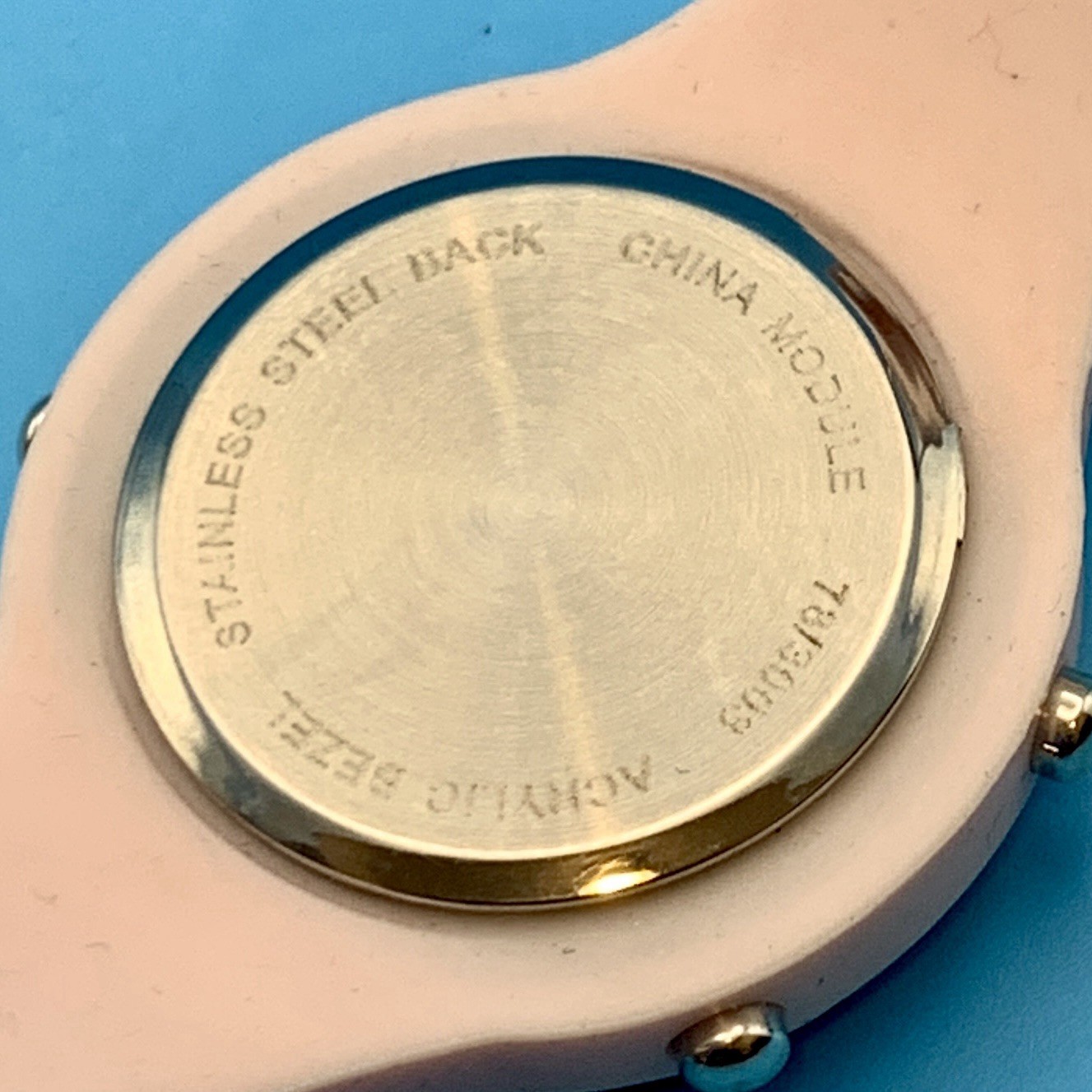 Women’s 78/3003 Digital Wristwatch Chrono Backlight Day Date Display Working