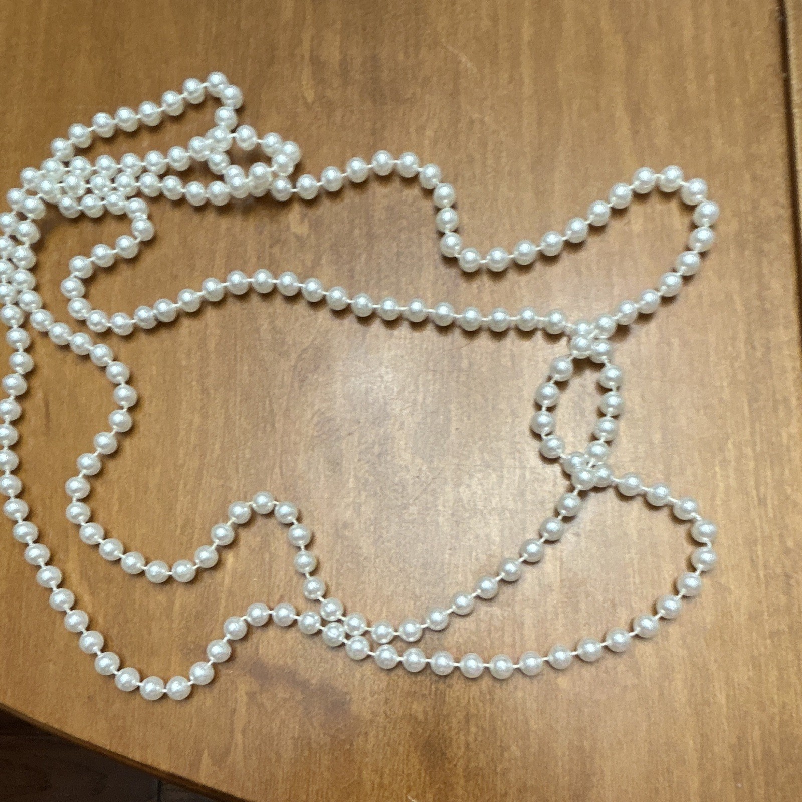 White Round Simulated Pearl Beaded Necklace, Ball/Bead Chain, Pearl Stones