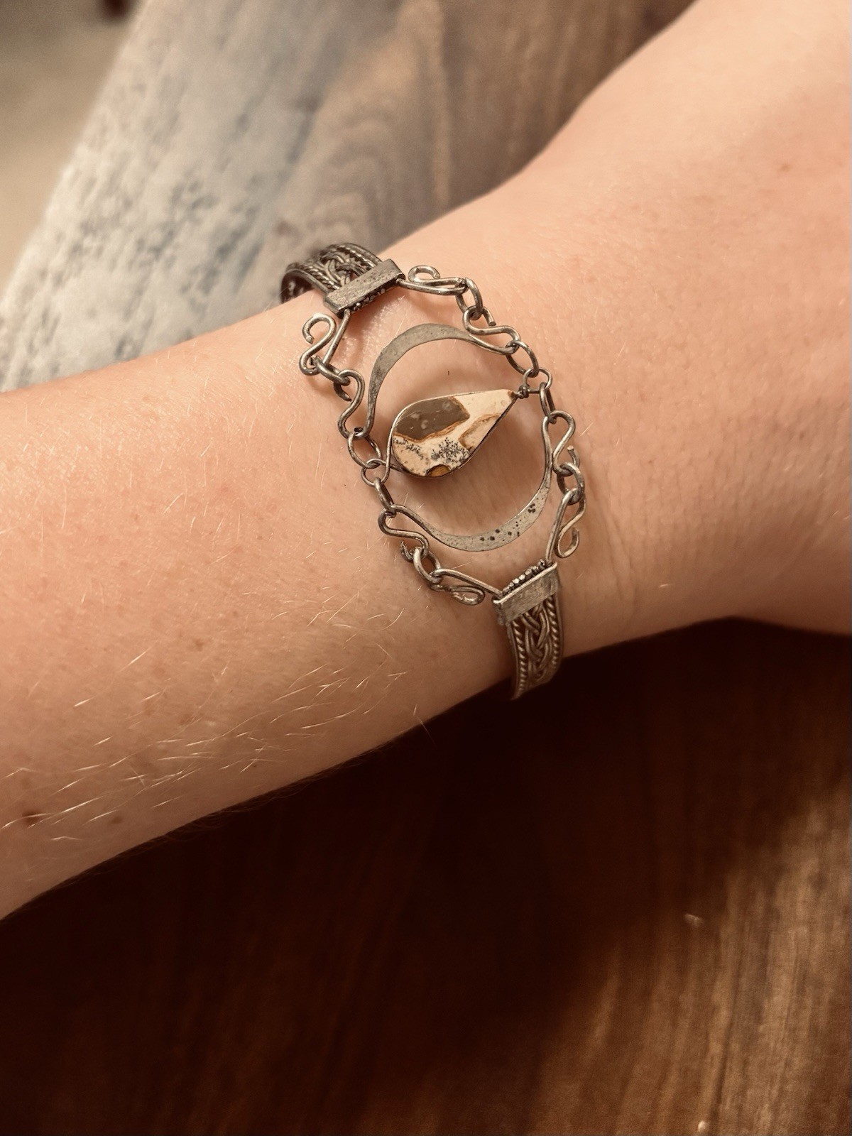 Artisan-style Silver Metal Cuff Bracelet With A Teardrop Gemstone