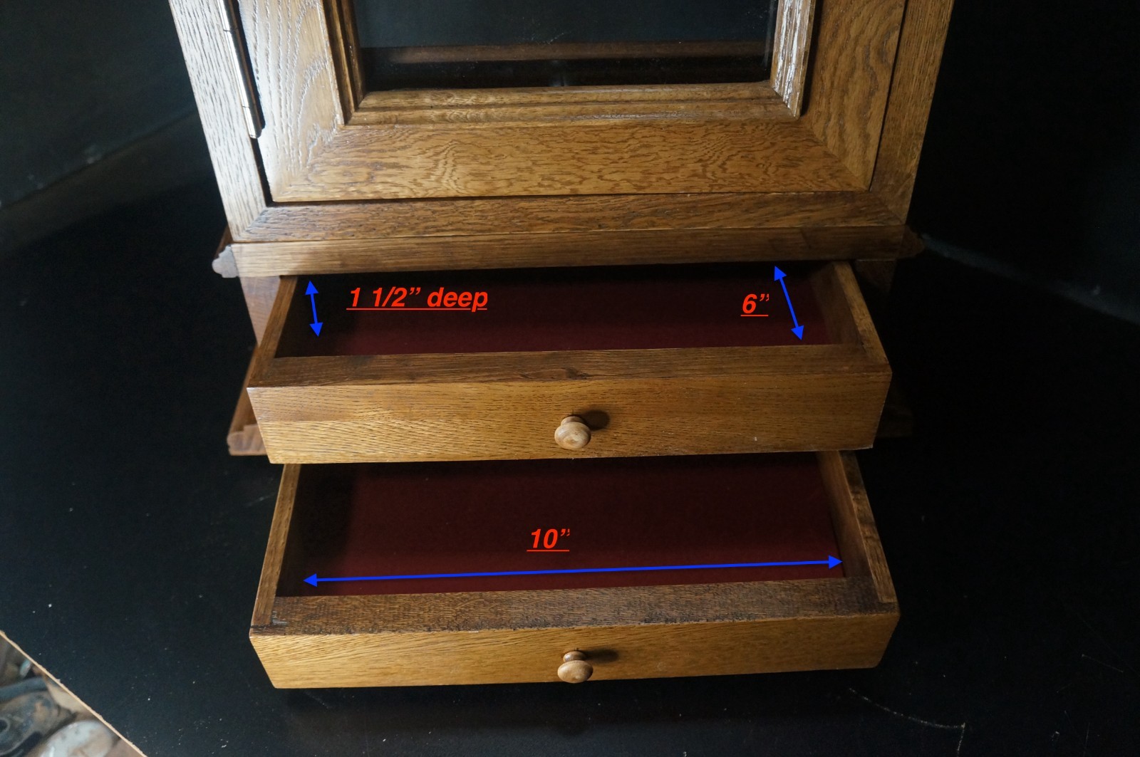 Countertop pocket watch display case