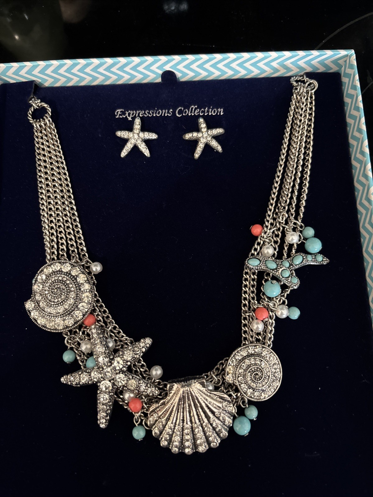 BELLA PERLINA EXPRESSIONS Seashell Necklace& Starfish Earrings. NIB