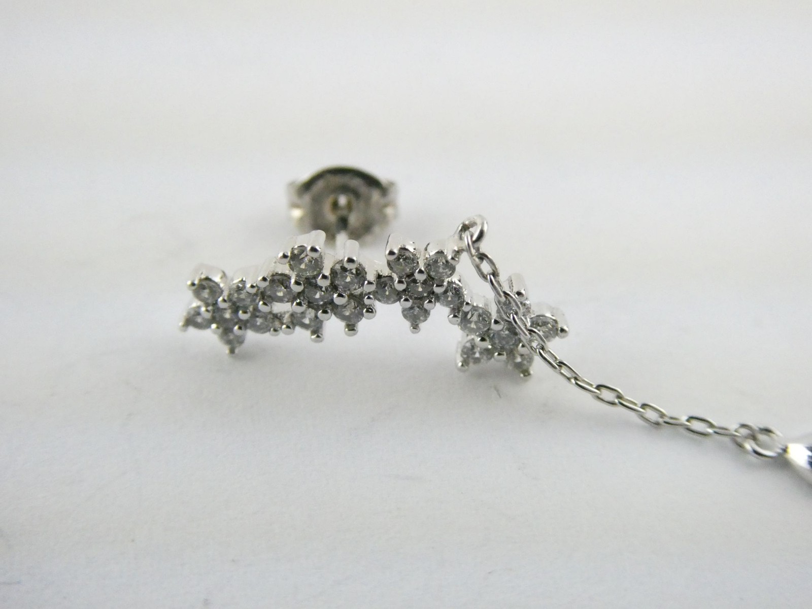 Sterling Silver White Crystal Flowers Dangling Stud Earrings 1.6g 1.5 Inch Long