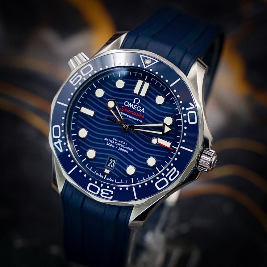 OMEGA Seamaster 300M Diver 300M 210.32.42.20.03.001 in EXCELLENT CONDITION!