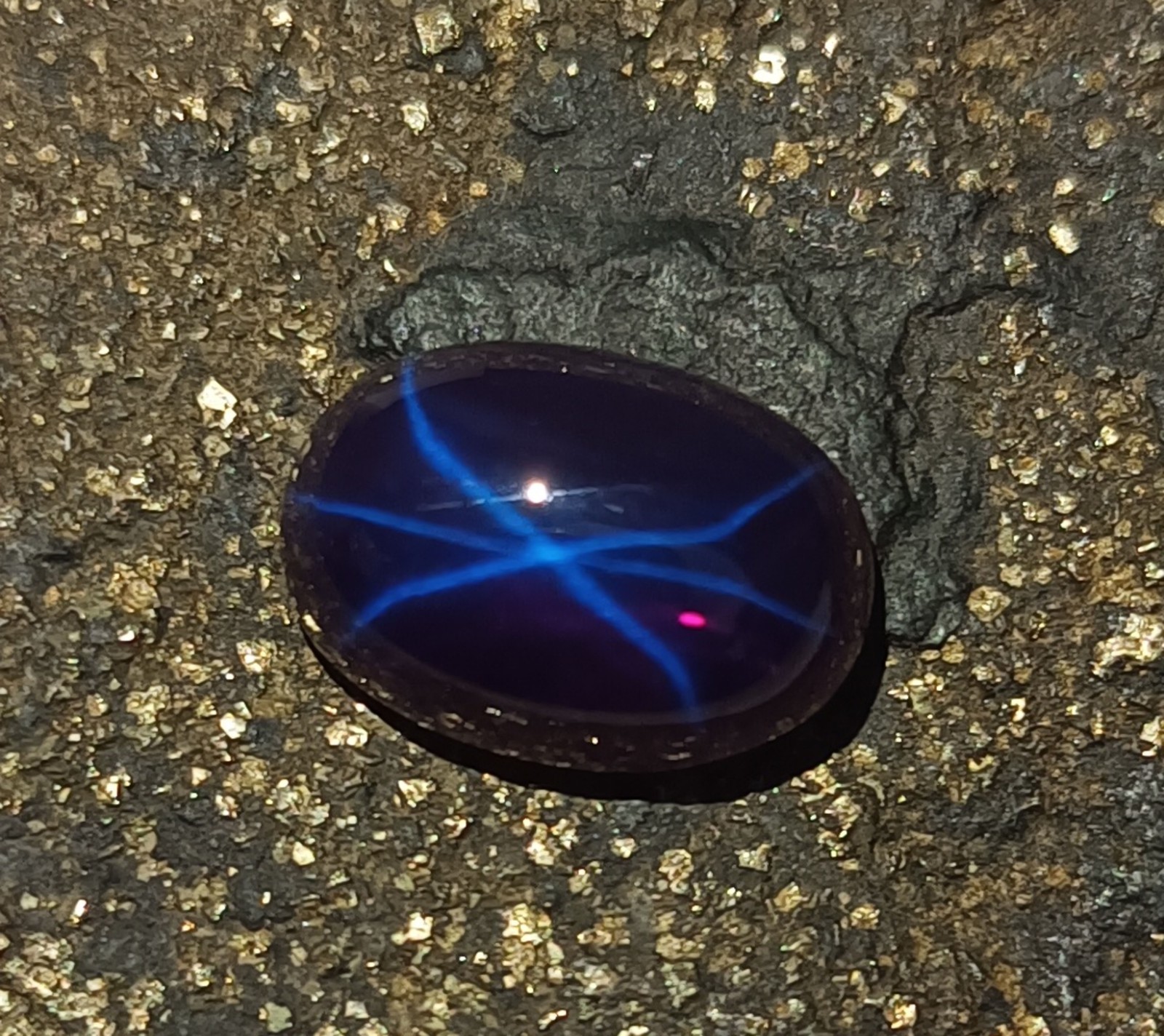 6 Ray GIE Certified Natural Star Sapphire 9.35 Ct Loose Gemstone Oval cabochon