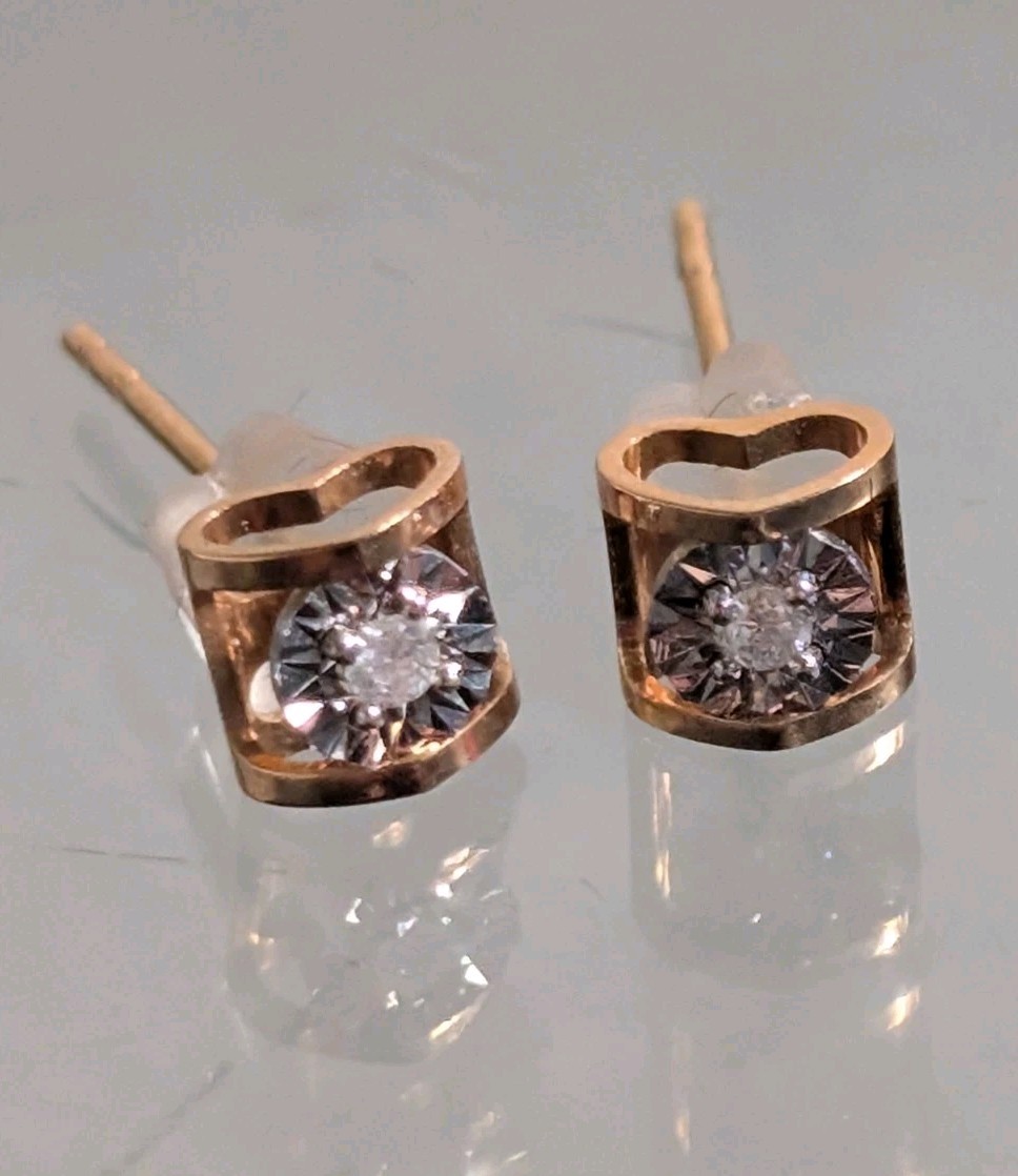 18K Rose Gold Natural Diamond Dainty Stud Earrings and Necklace Set .07ct 1.95g