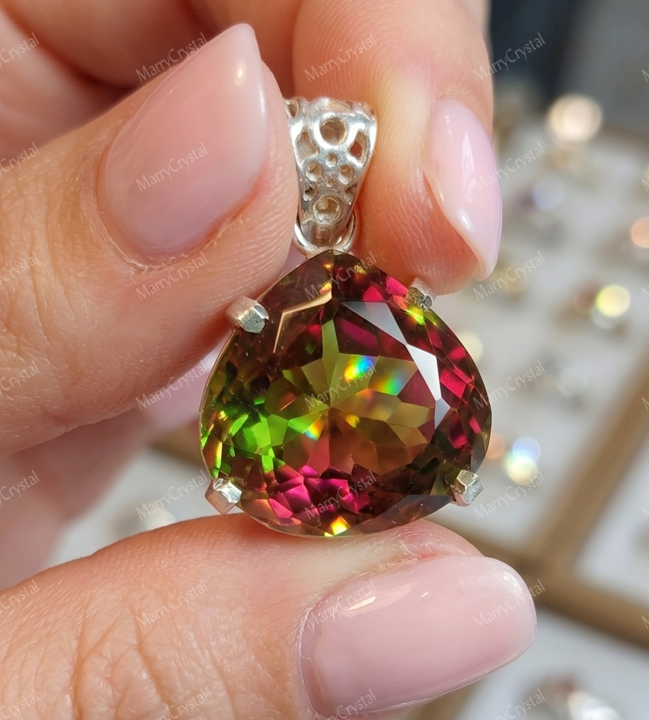 Lightshift Pendant Color Changing Zultanite Glass Heart Cut Loose Gemstone