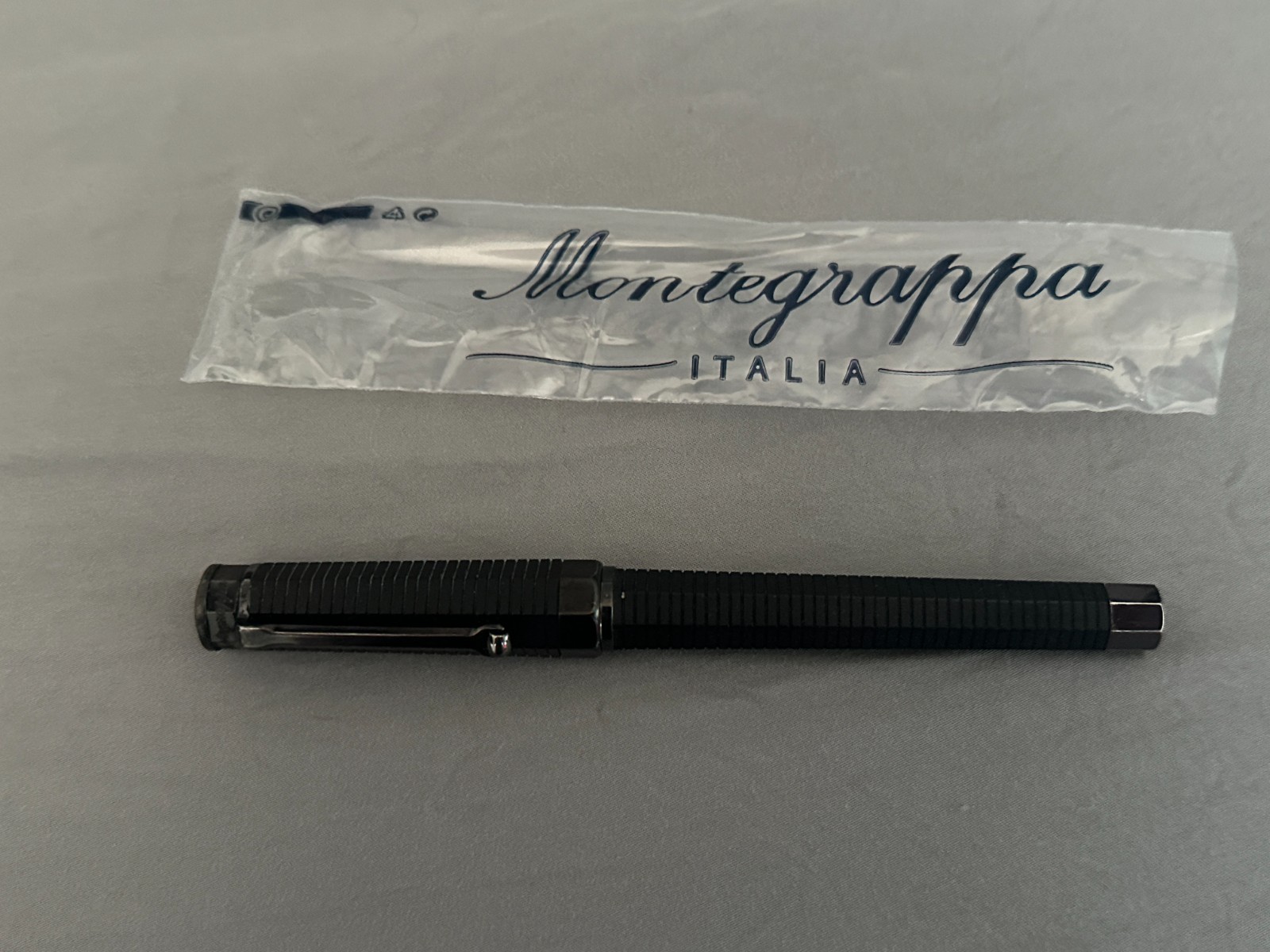 Montegrappa Nero Uno Limited Watch, Pen, and Cufflinks Set #621/999