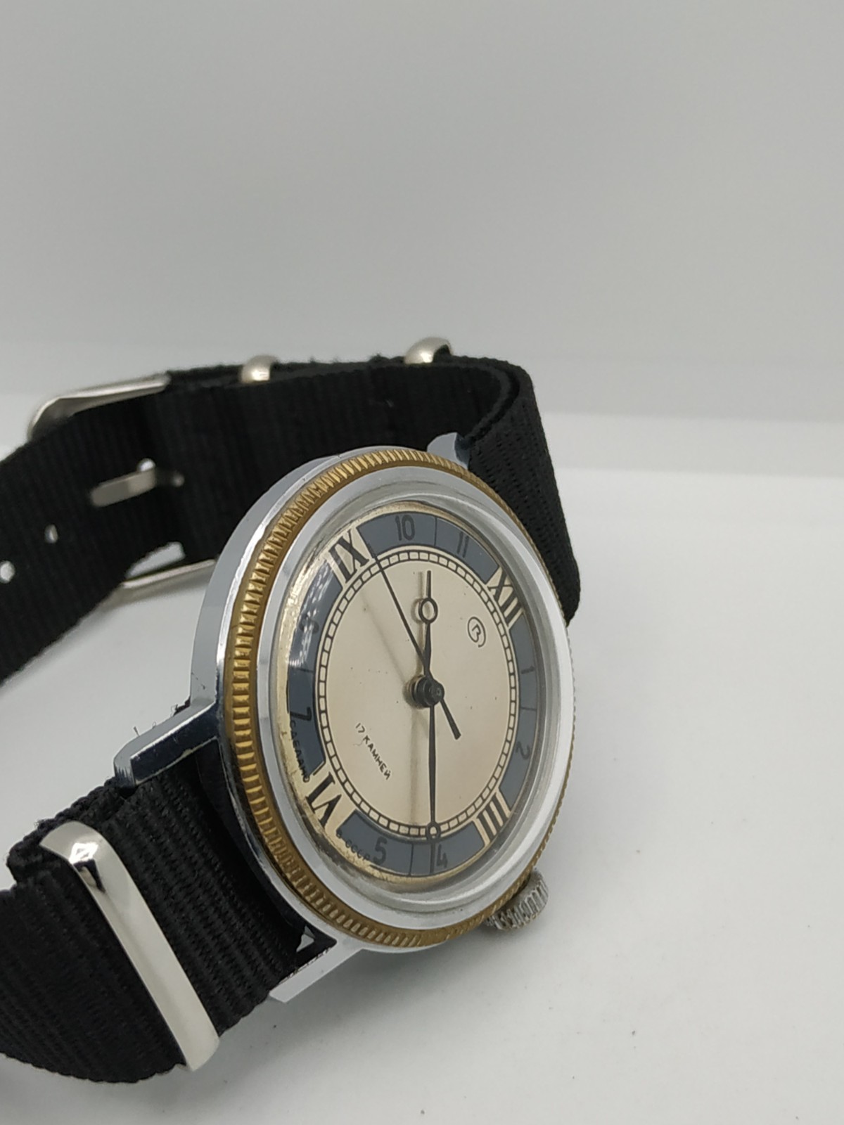 Men’s Classic Retro Watch Vostok Wostok Vintage USSR Mechanical Made in Soviet ☭