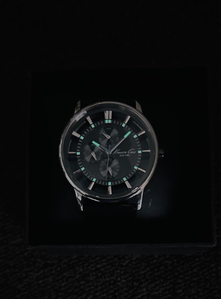 Kenneth Cole NY. KC1853 See-through transparent Mt.Grey Dial Leather Strap Watch