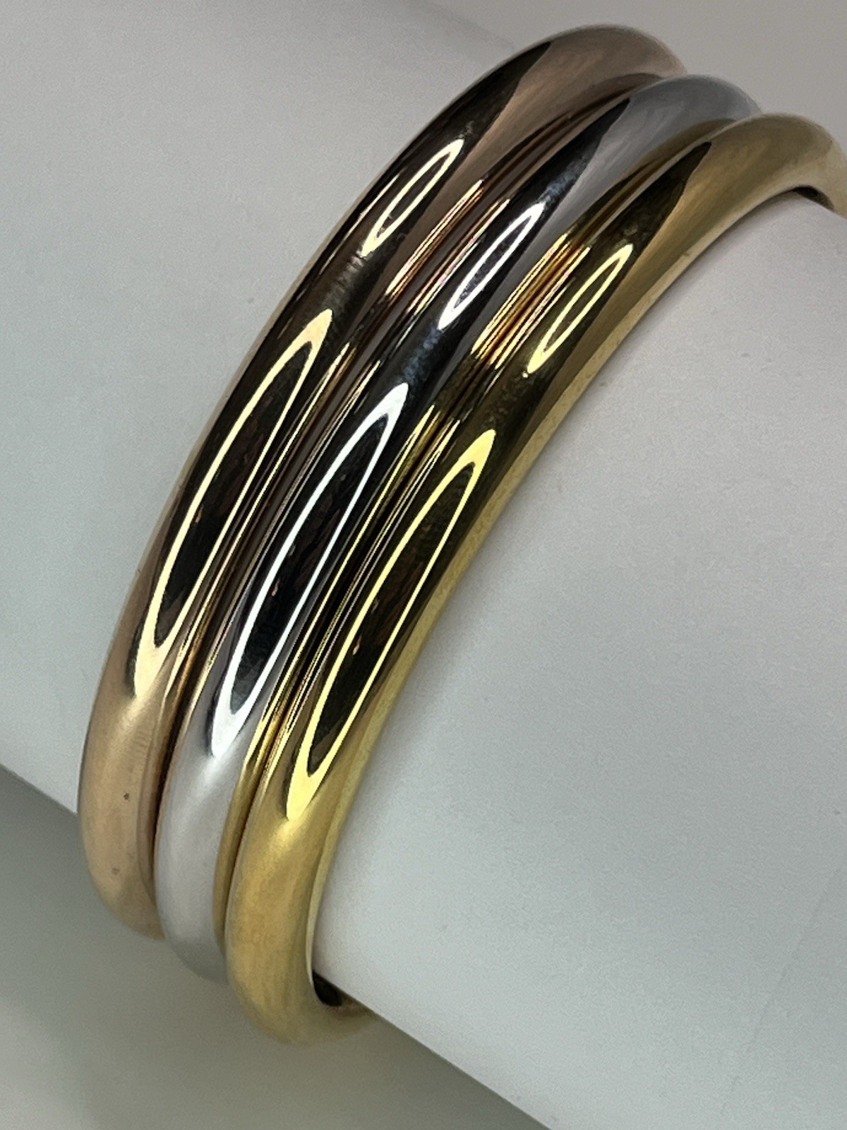 One Milor Italy 14K Rose Gold Over Resin Rounded Shape Oval Bangle Bracelet 8”
