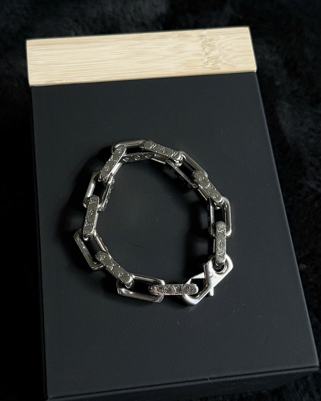 LV Louis Vuitton Monogram Men’s Bracelet Silver Size M