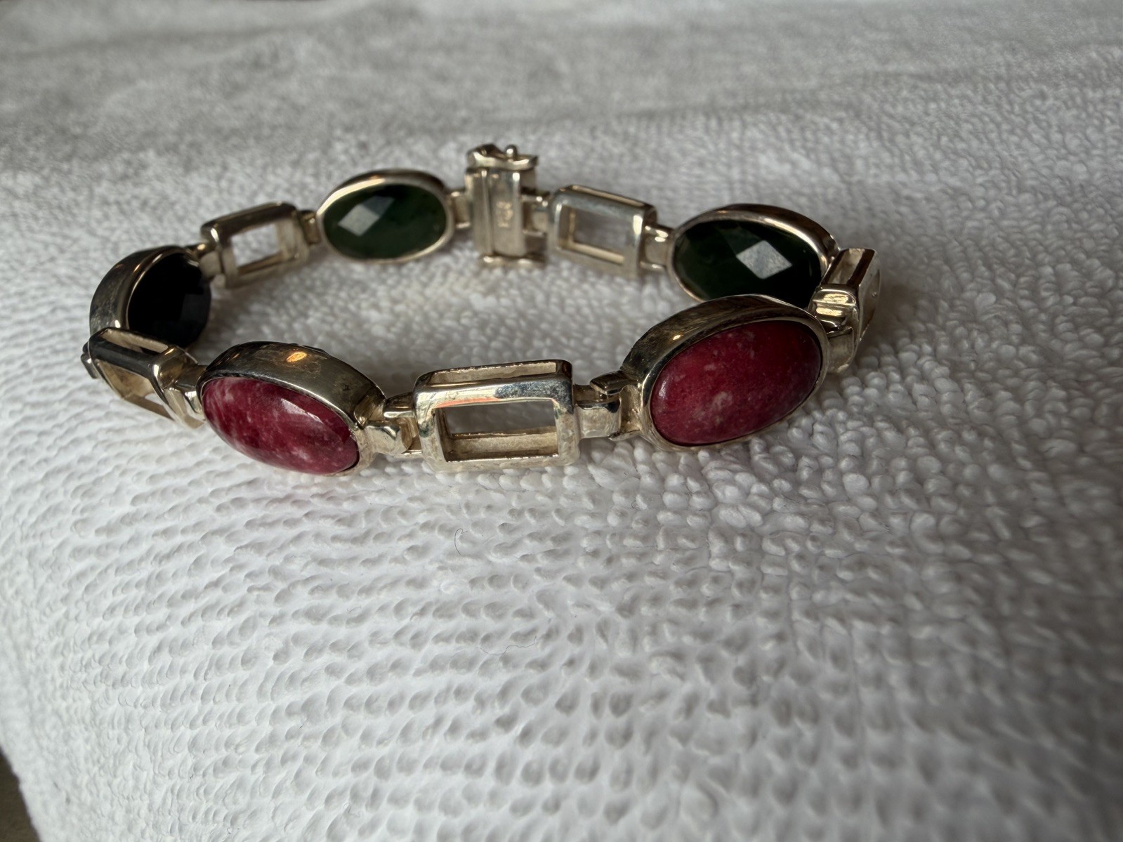 JAY KING Sterling Silver Reversible Bracelet Pink Thulite Nephrite Jade – 6-3/4″