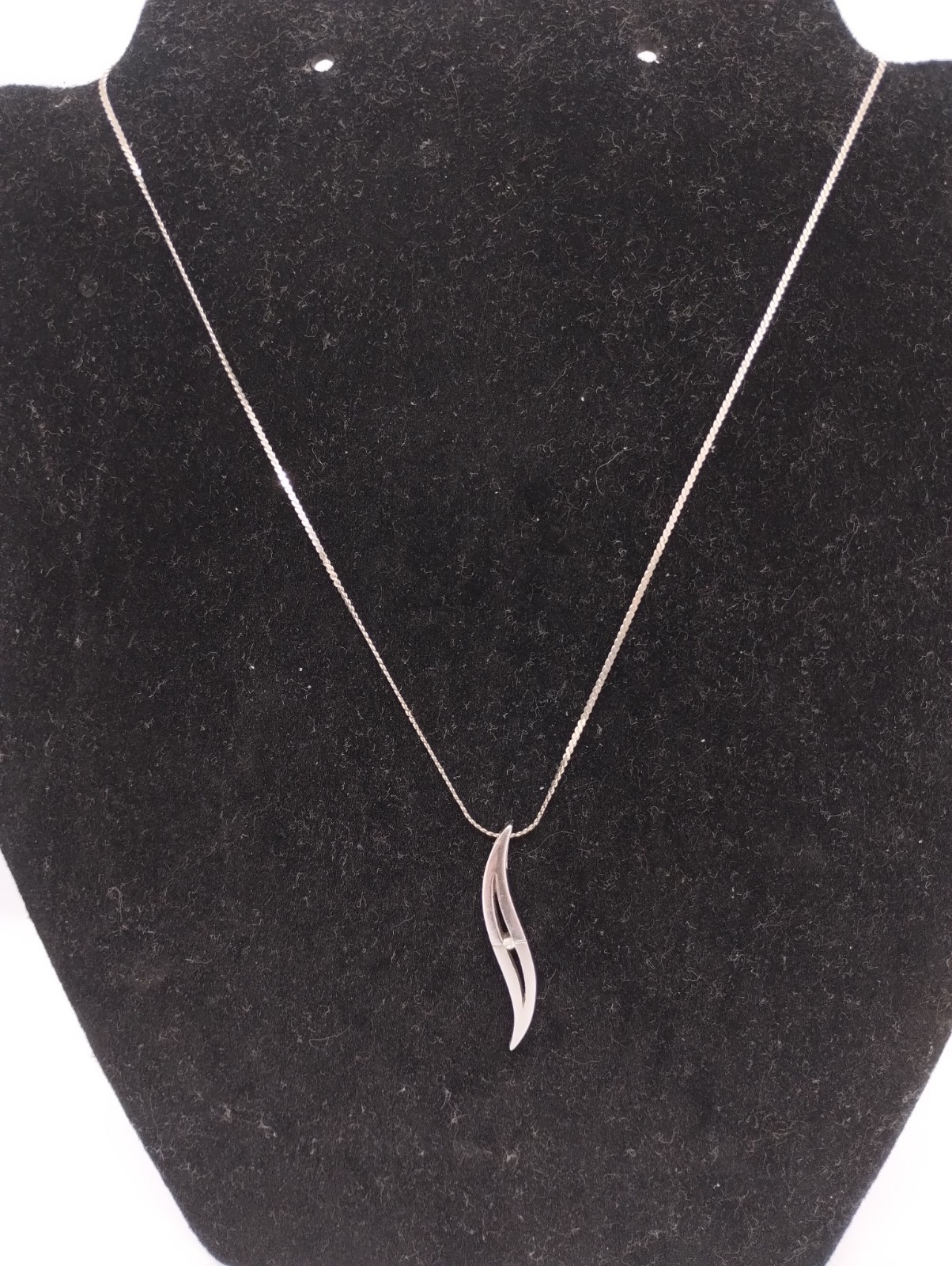 Vintage 925 Sterling Silver Wave Pendant & Link Chain Necklace 36cm Long 4.1g