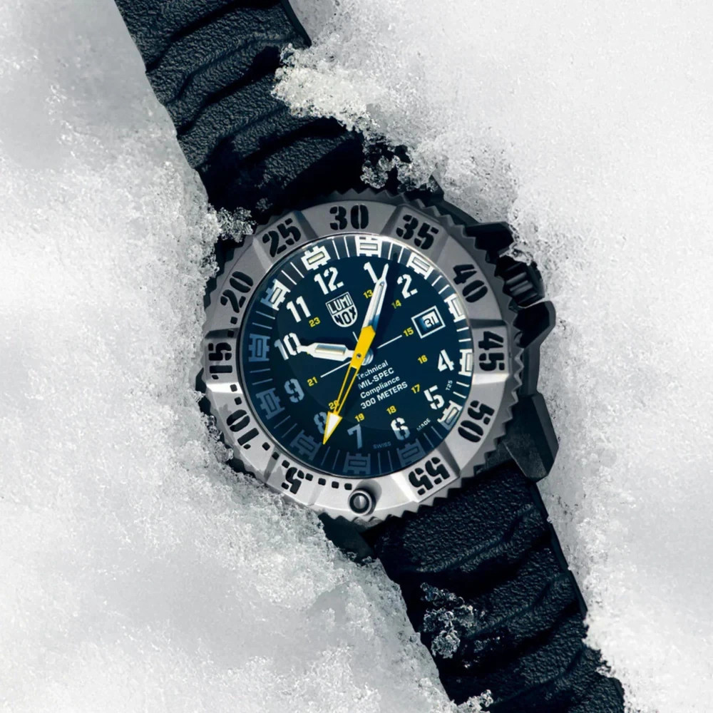 Luminox Men’s Watch XL.3355.SET MIL-SPEC 46mm 3350 Series Blue Dial Rubber 300M