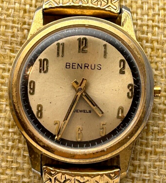 BENRUS MEN’S WATCH 17j 32.7mm 17.4mm LUG CAL. INT 742 FOR REPAIR (PI)
