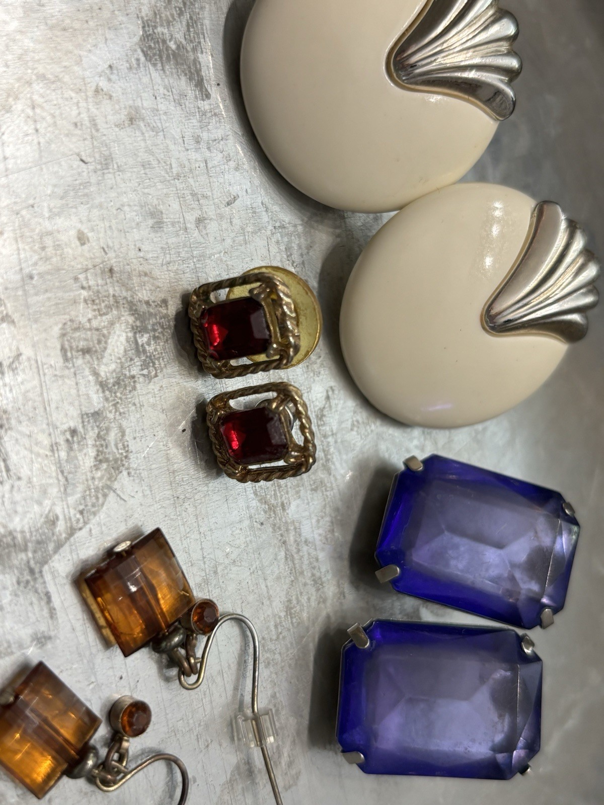 Vintage Mixed Lot 5 Pairs Multicolor Metal/Glass/Plastic Fashion Earrings Women