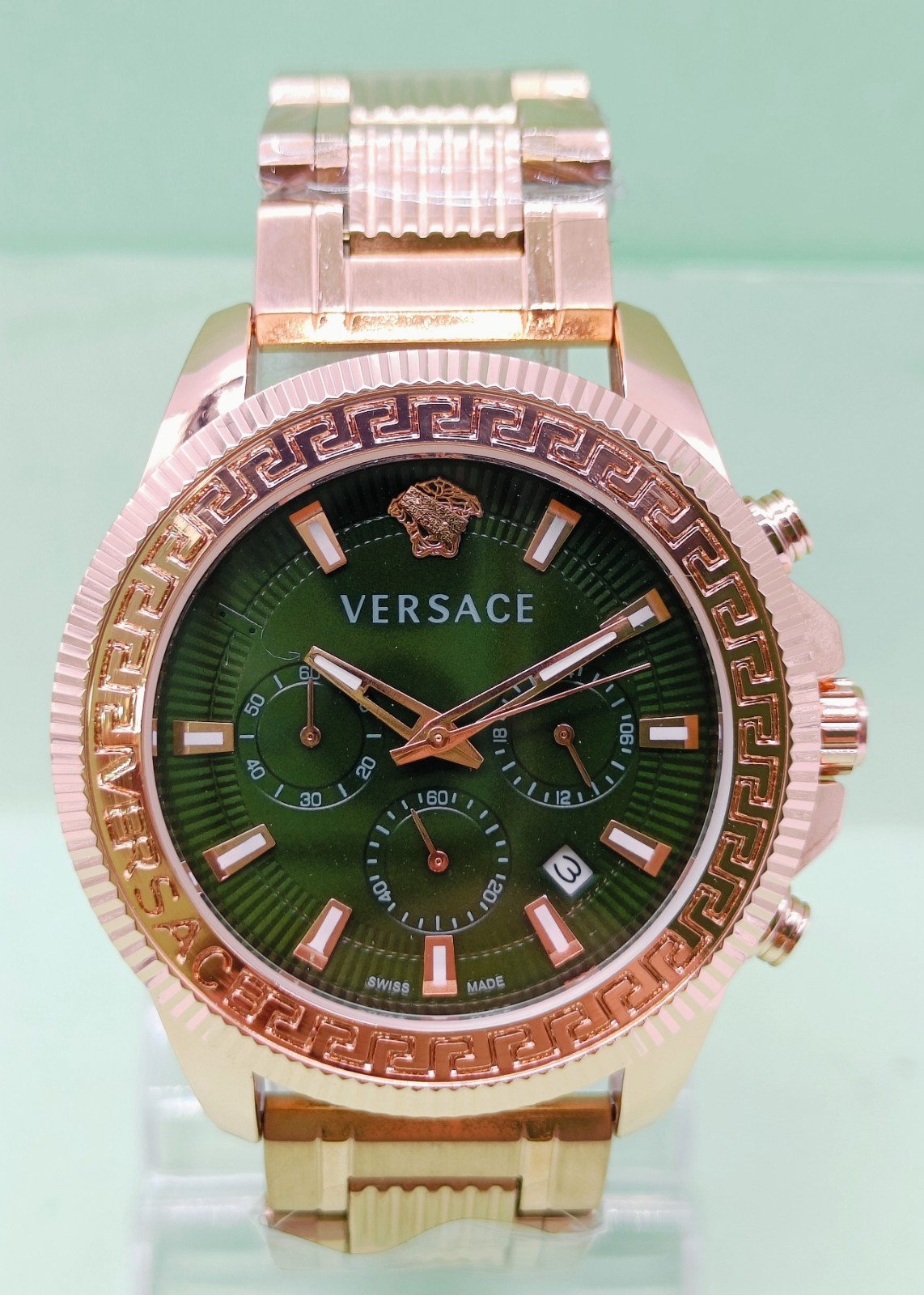 Good Versace Chronograph Date Indicator Quartz Analog Men’s Wrist Watch