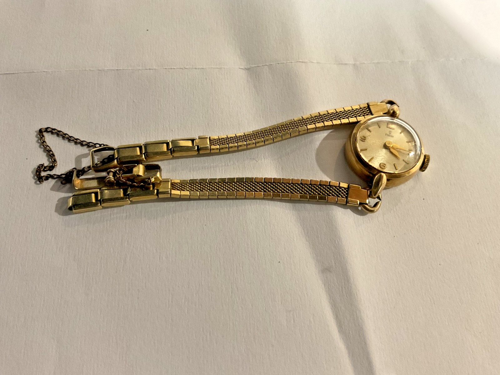ROLEX TUDOR 9ct GOLD LADIES COCKTAIL WATCH WORKING