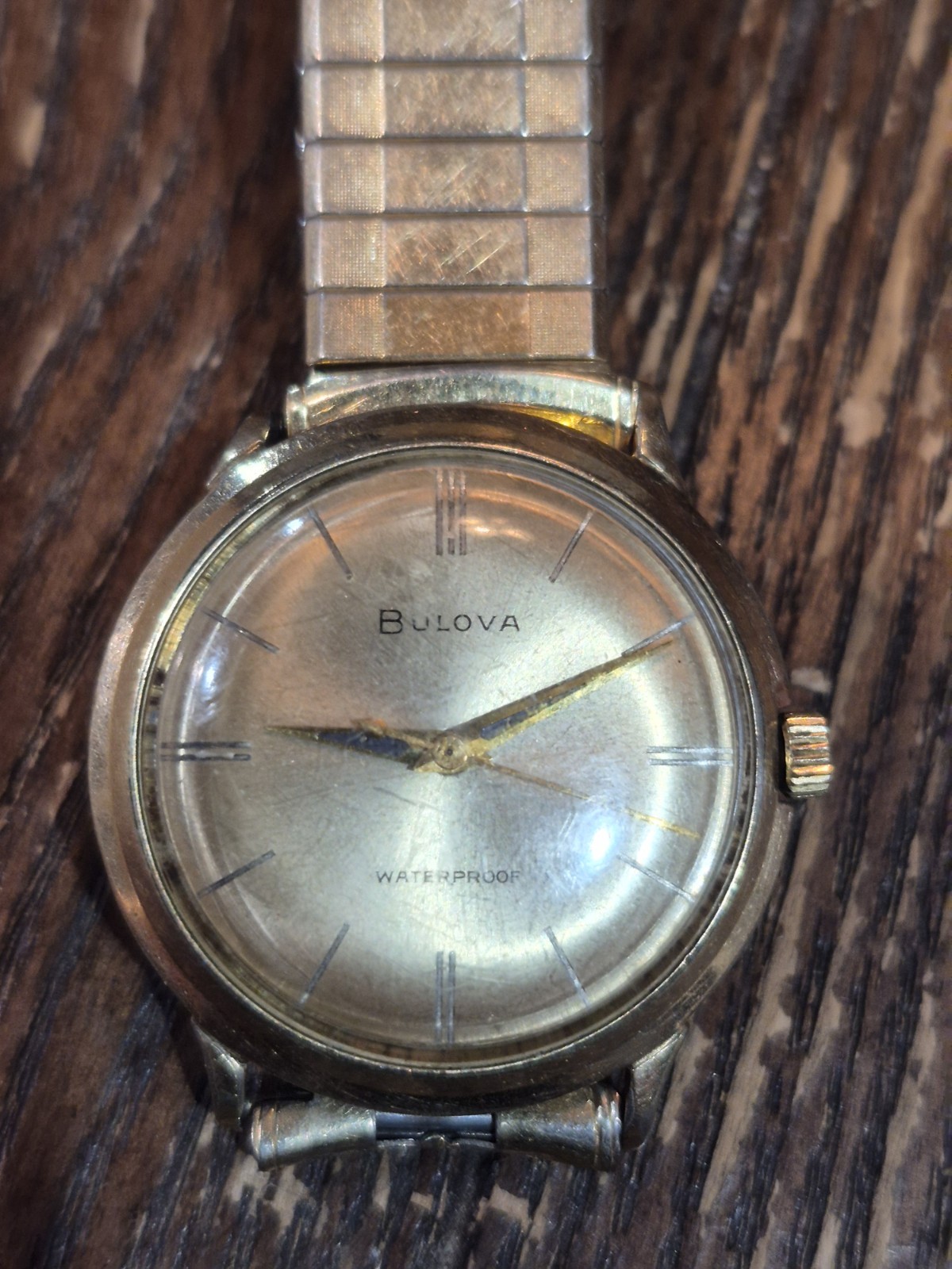 Bulova Vintage Manual Mechanical Watch Silver Sunburst Dial Gold Case 17J