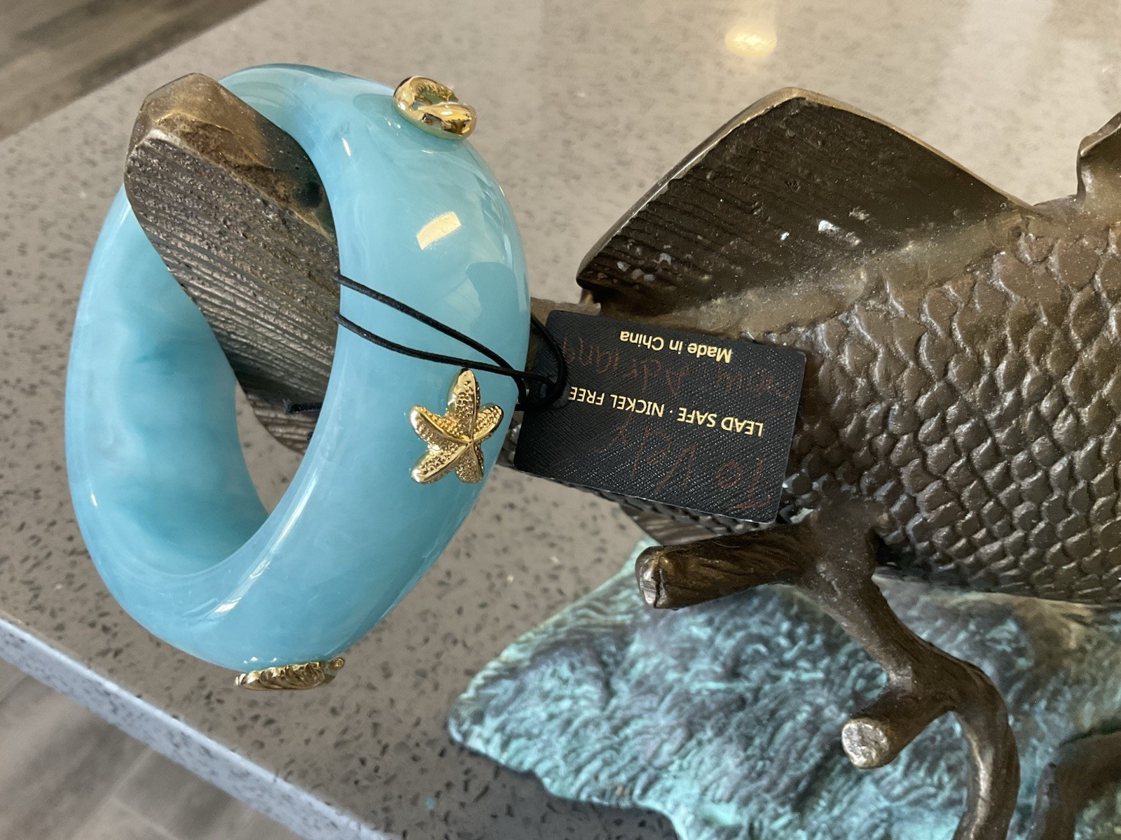 House of Harlow Blue Chunky Bangle Bracelet Gold Tone Seashell Starfish 8.25″