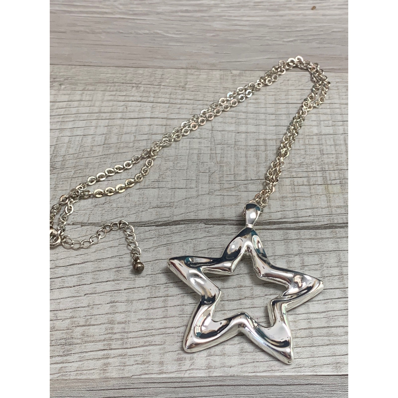 Womens Silver Tone Open Star Pendant Necklace Large Celestial 26 Inch Chain