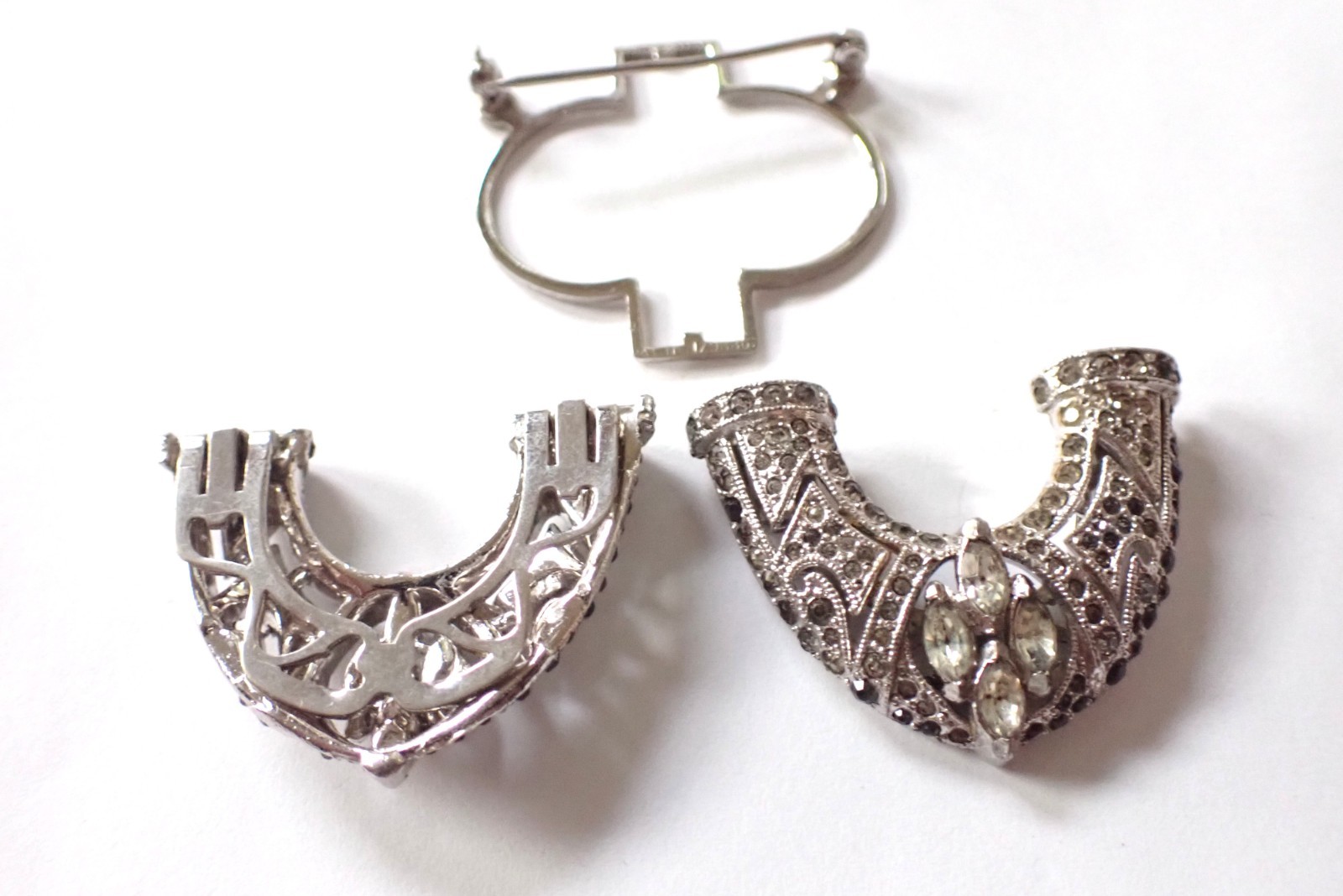 Vintage Signed Coro Duette Art Deco Brooch Dress Clips Gray / Clear Rhinestones