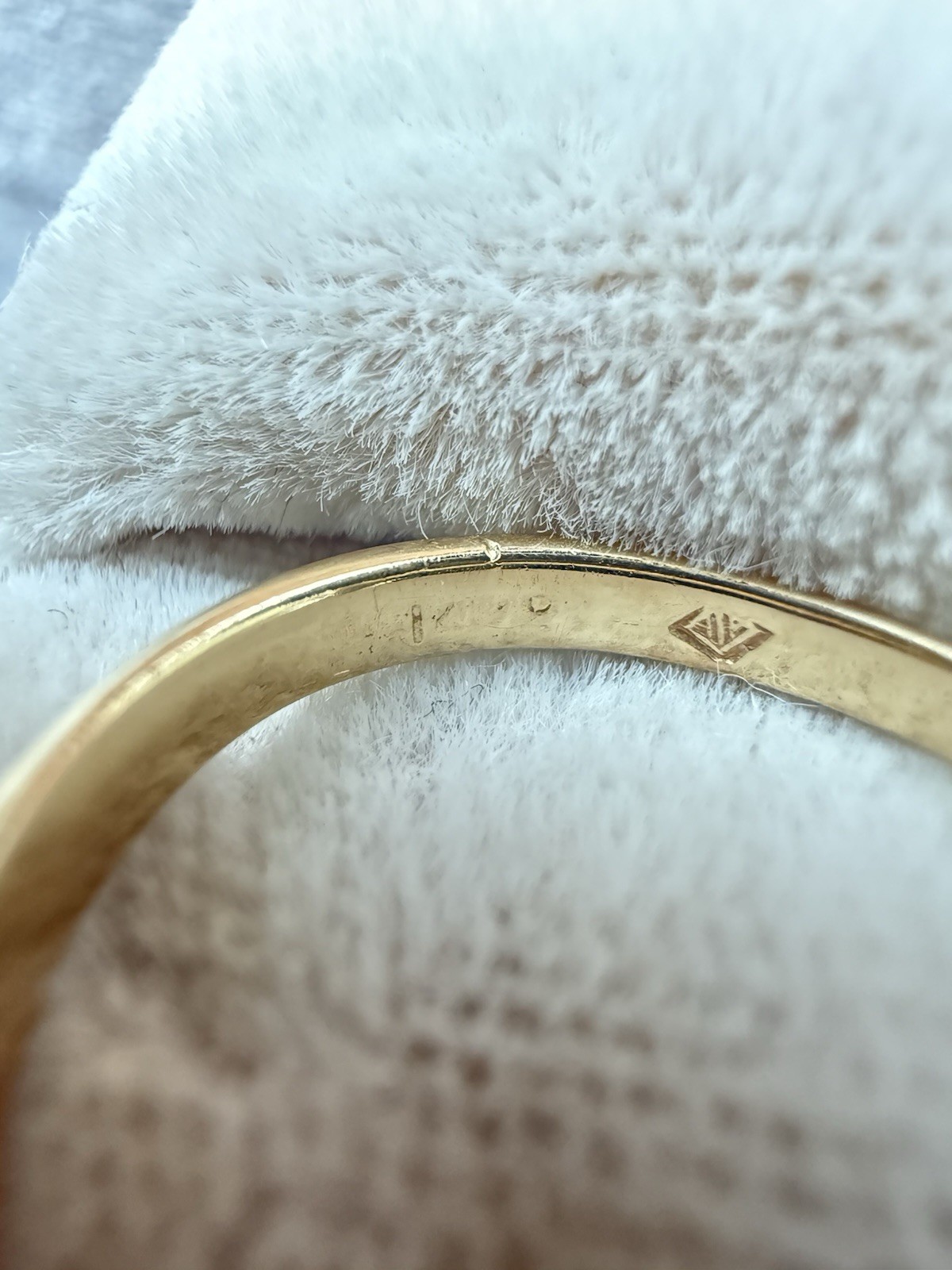 Vintage 14k Yellow Gold Channel Diamond And Marquise Sapphire Bypass Ring Sz4.5