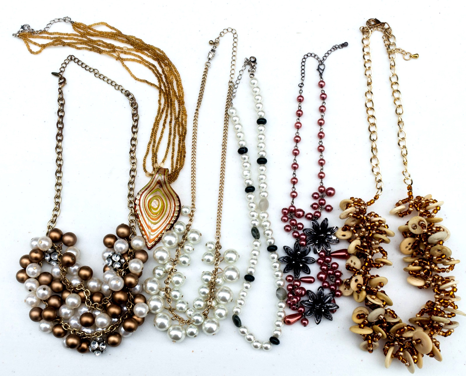 Vintage to Now Lot of 6 Pearl & Glass Bead Necklaces – 1 signed VCLM