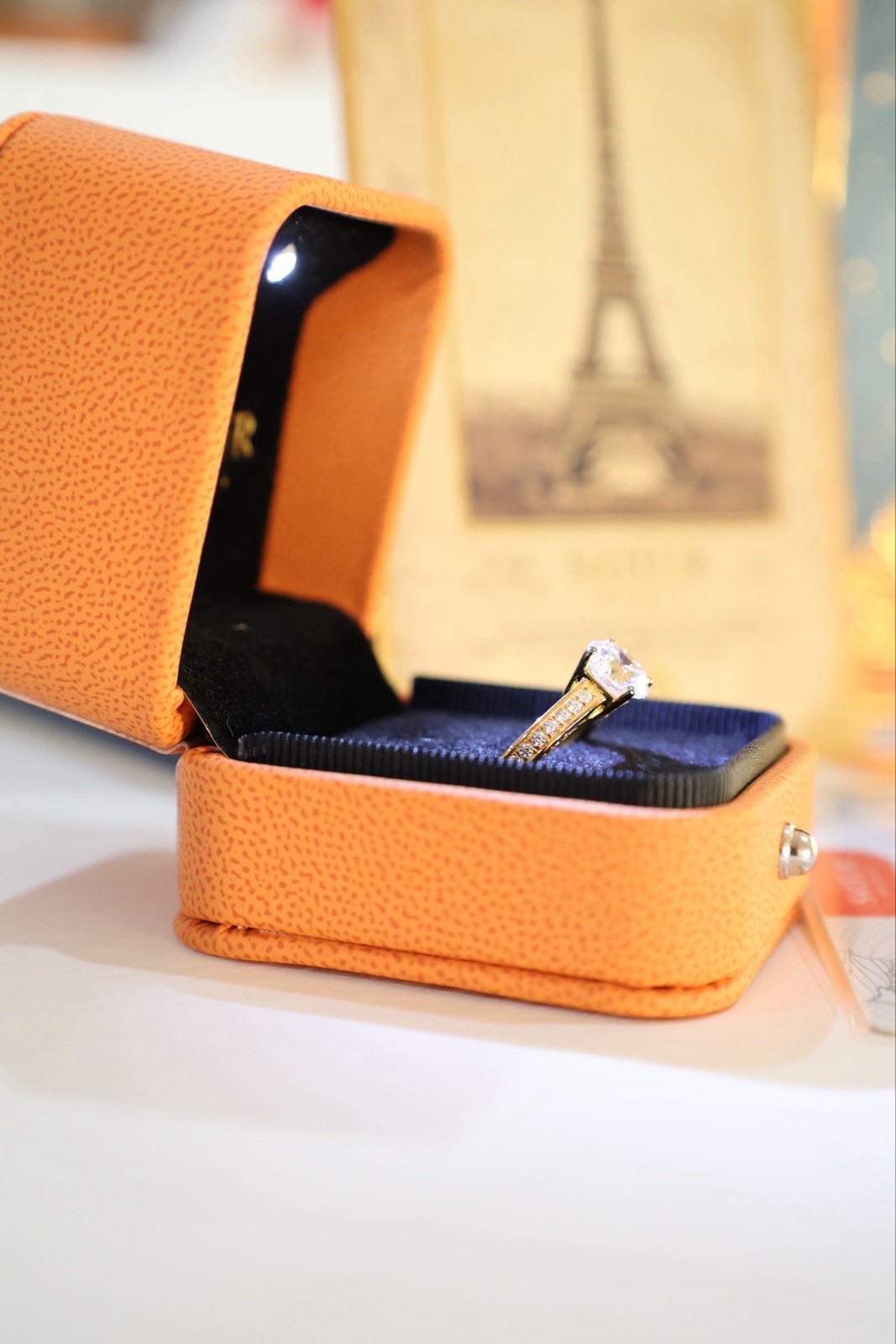 Satéur Eiffel Tower engagement ring, PLUS 2 100.00 gift cards! Moissanite~2.65