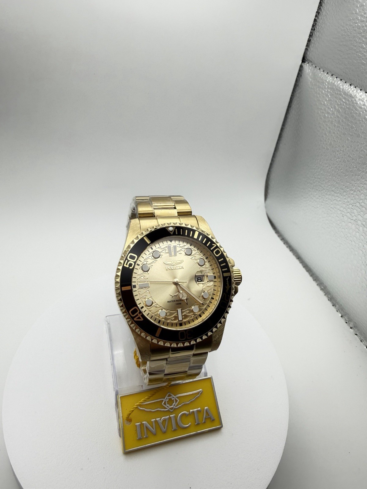 30025- Invicta Pro Diver Currentwave Men’s Watch- 43mm Watch – Gold