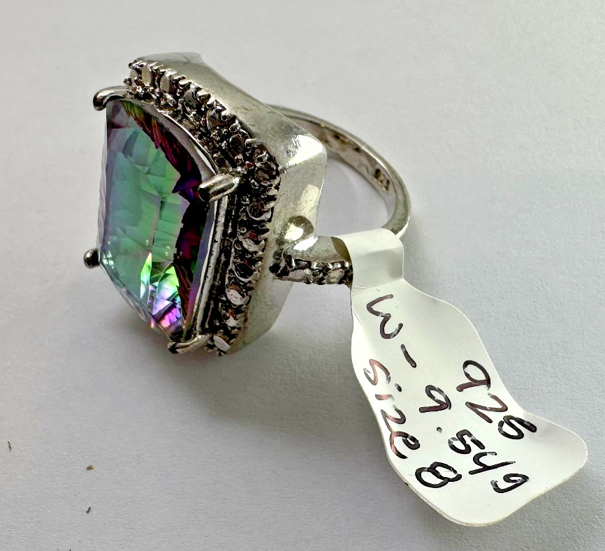 Beautiful 925 Silver With Purple Square Stone Ring 9.54 g Size 8.