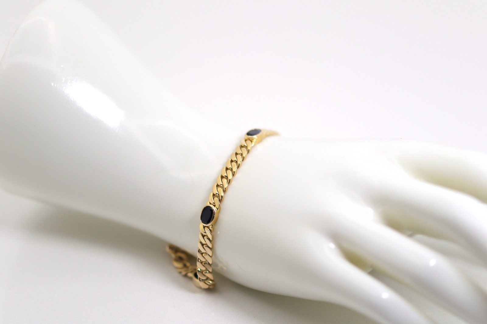Yellow Gold Curb Sapphire Oval Gemstone Bracelet 585 – 14kt WG Hallmarked L: 21cm
