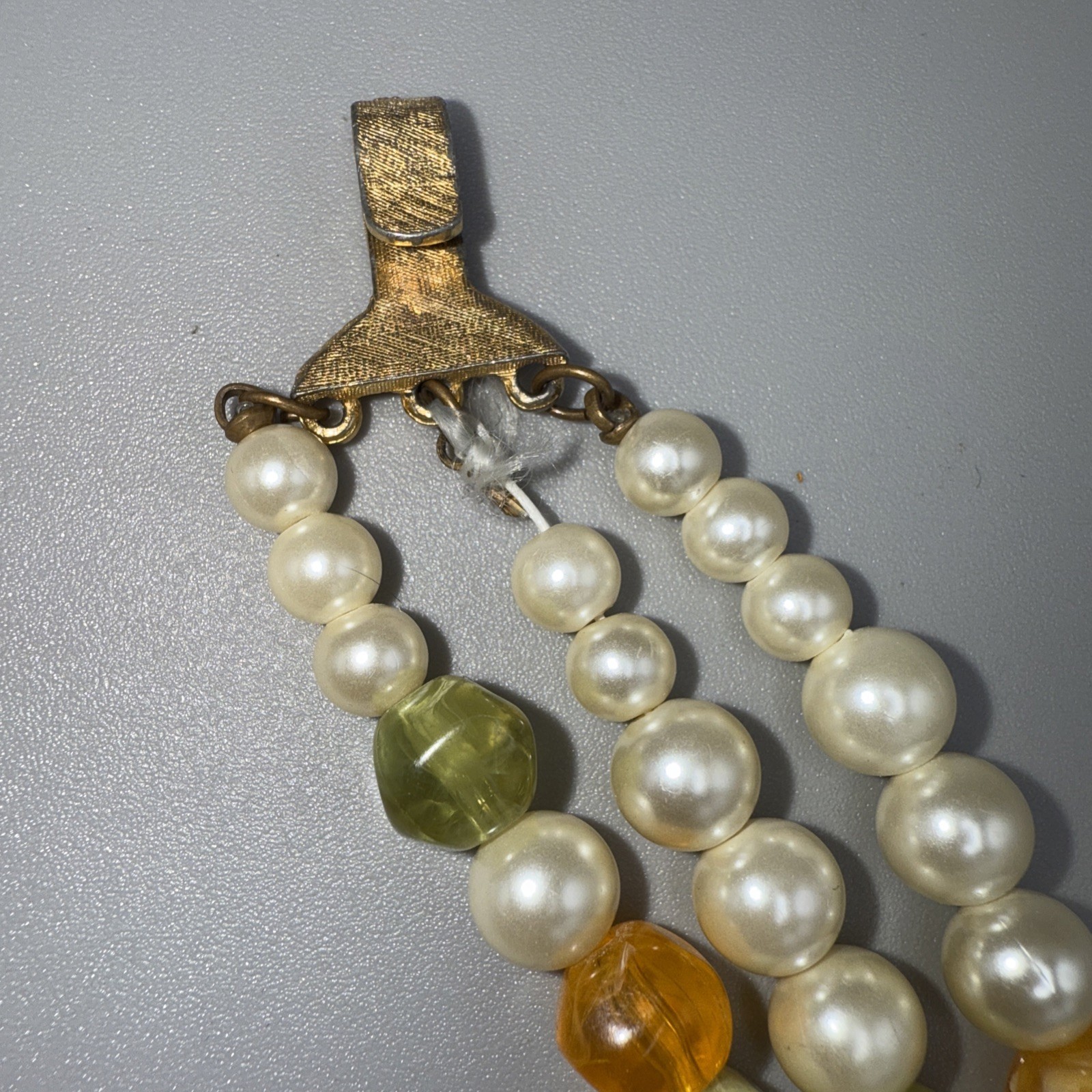 Vintage 3 Strand Yellow Green Pearl Lucite Acrylic Necklace 14”,16”,18” Loose