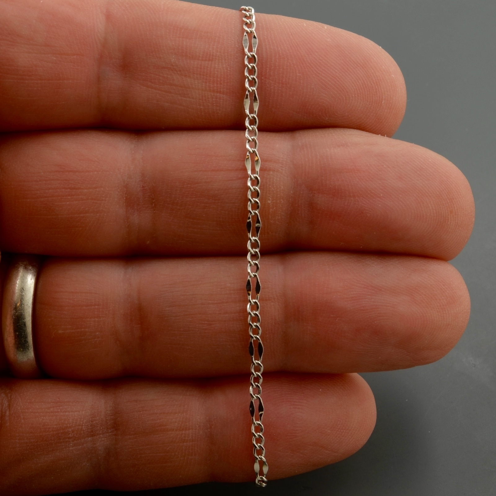 14K WHITE GOLD 2.1MM WIDE FANCY FIGARO LINK NECKLACE