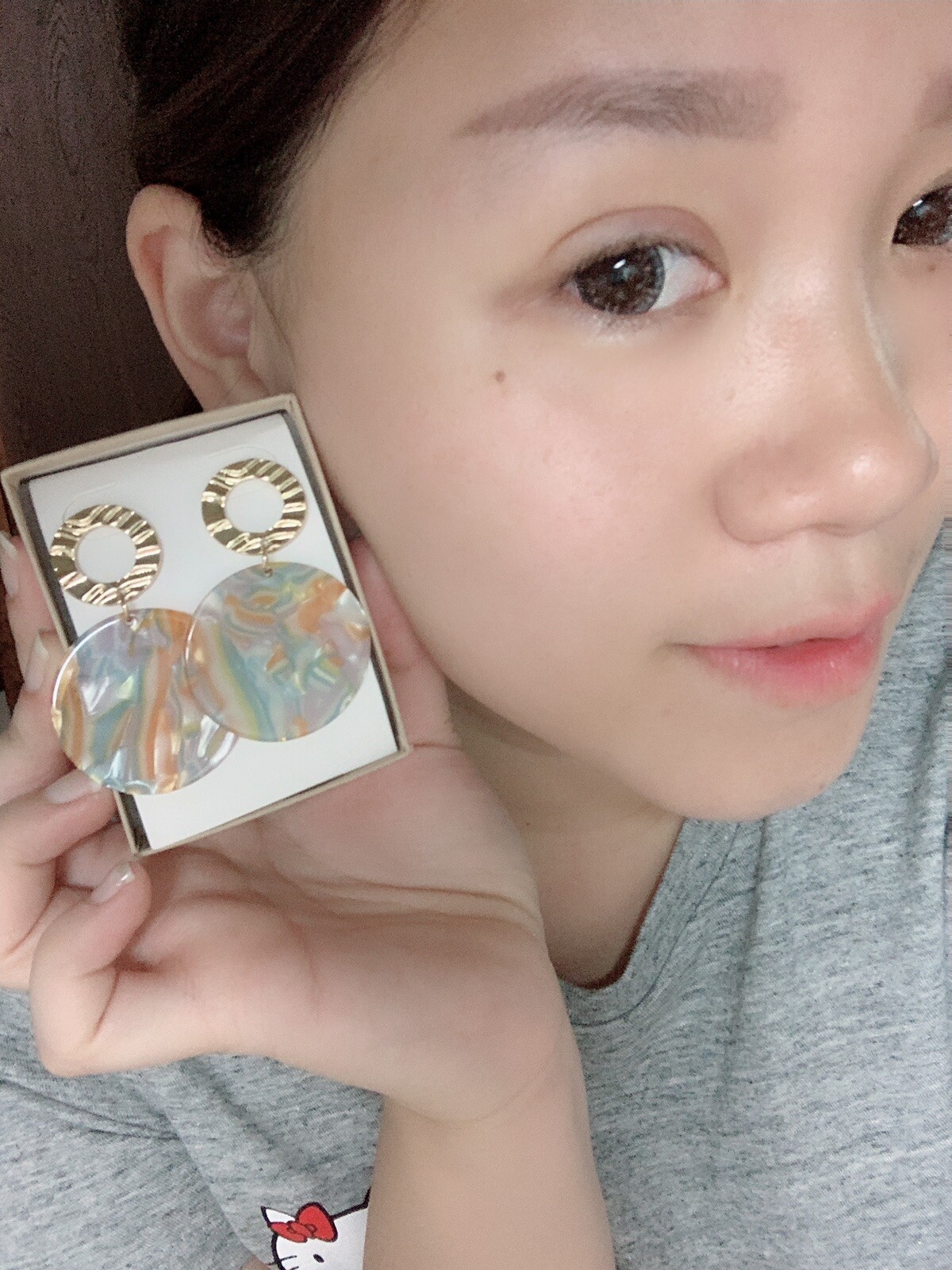 Handmade Multi Choose Shell Resin Earrings With Gold Plated Post